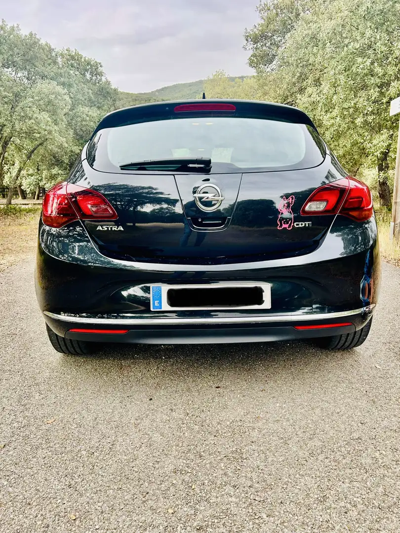 Opel Astra 1.7CDTi Excellence - 2