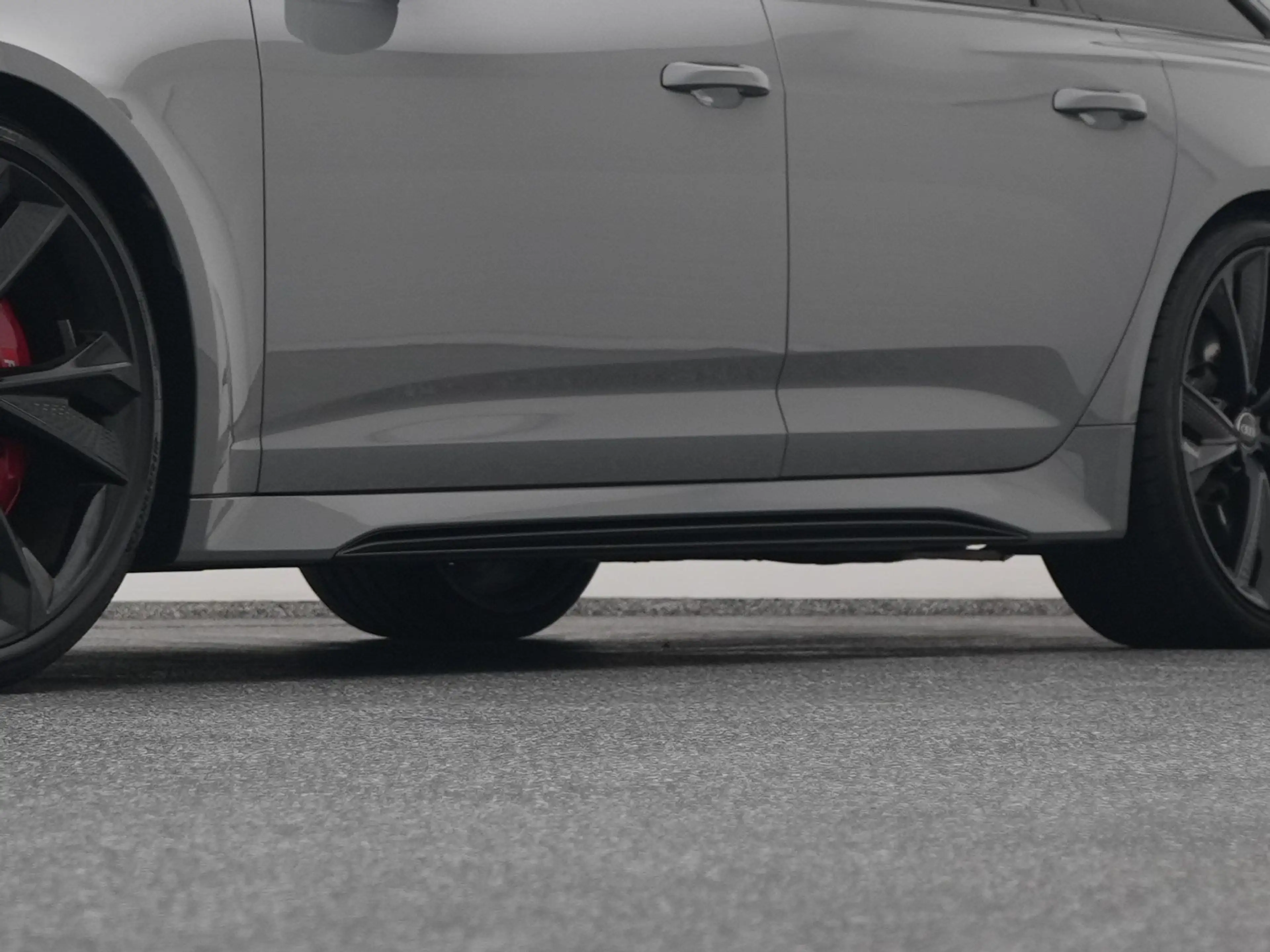 Audi A6 Avant RS 6 TFSi Quattro | PANO | DYNAMIC | 4WS | B — photo 37