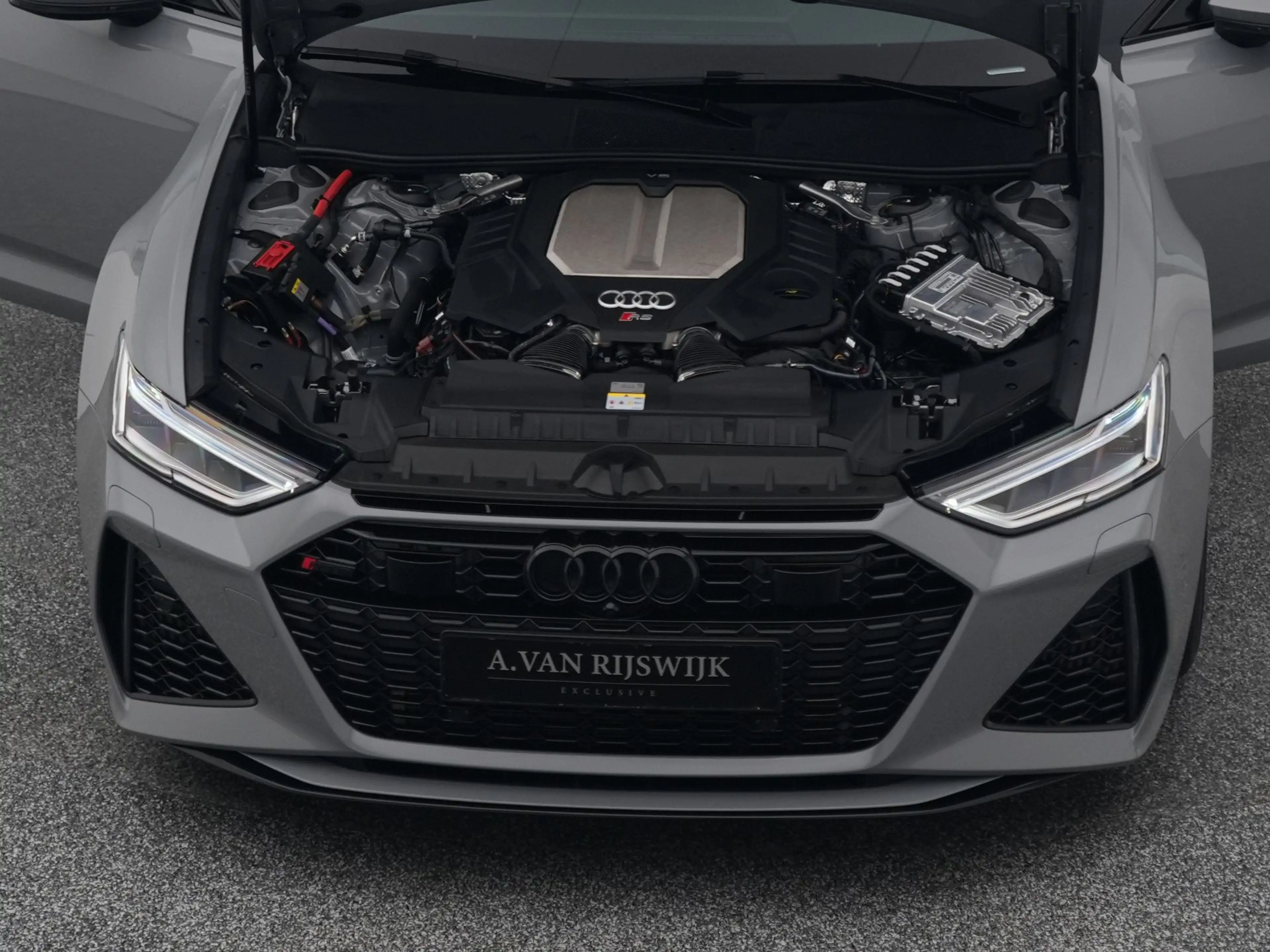 Audi A6 Avant RS 6 TFSi Quattro | PANO | DYNAMIC | 4WS | B — photo 31