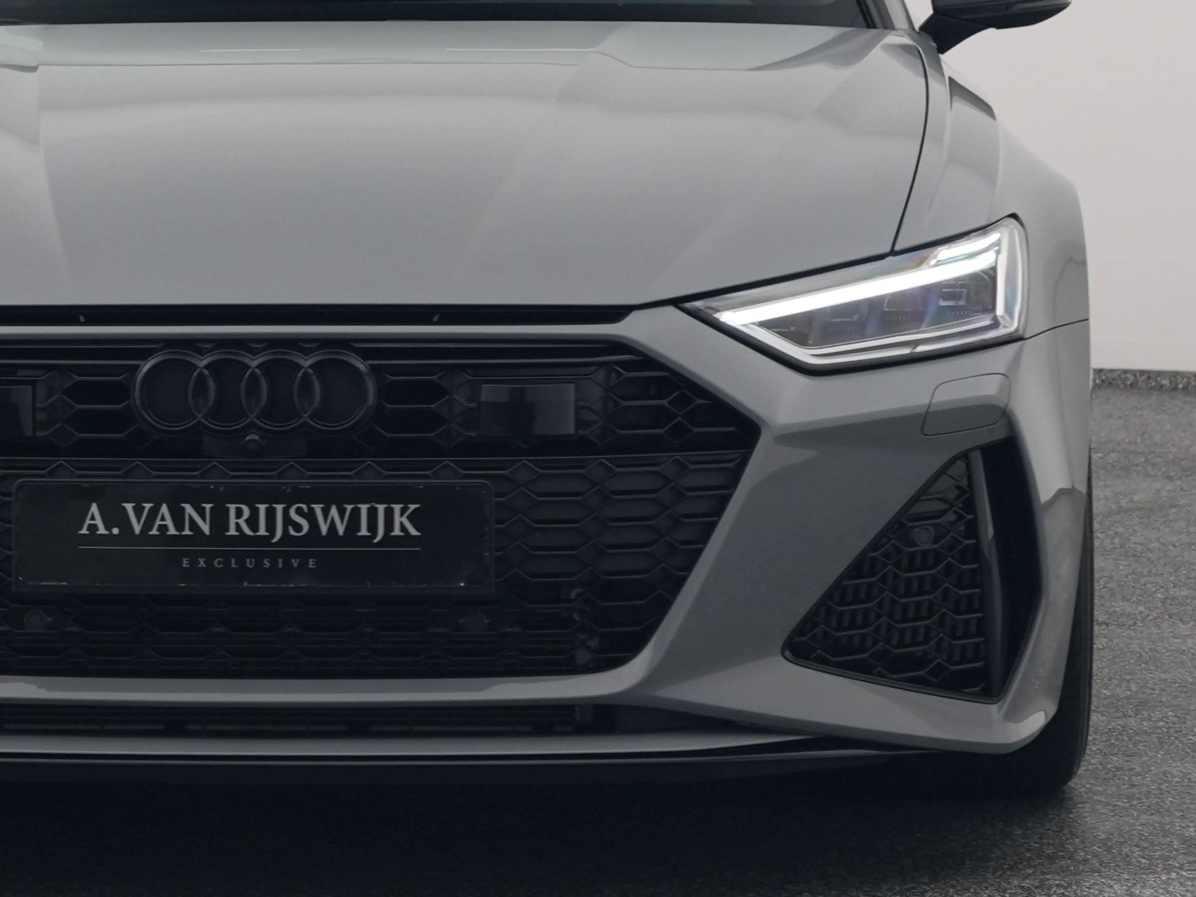 Audi A6 Avant RS 6 TFSi Quattro | PANO | DYNAMIC | 4WS | B — photo 19