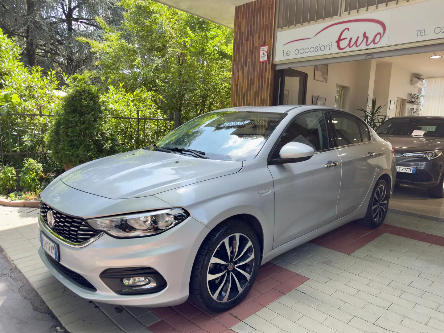 Fiat Tipo Tipo 4p 1.6 MJET Lounge 120 CV, Unico Propr, 8Gomm Argent - 2