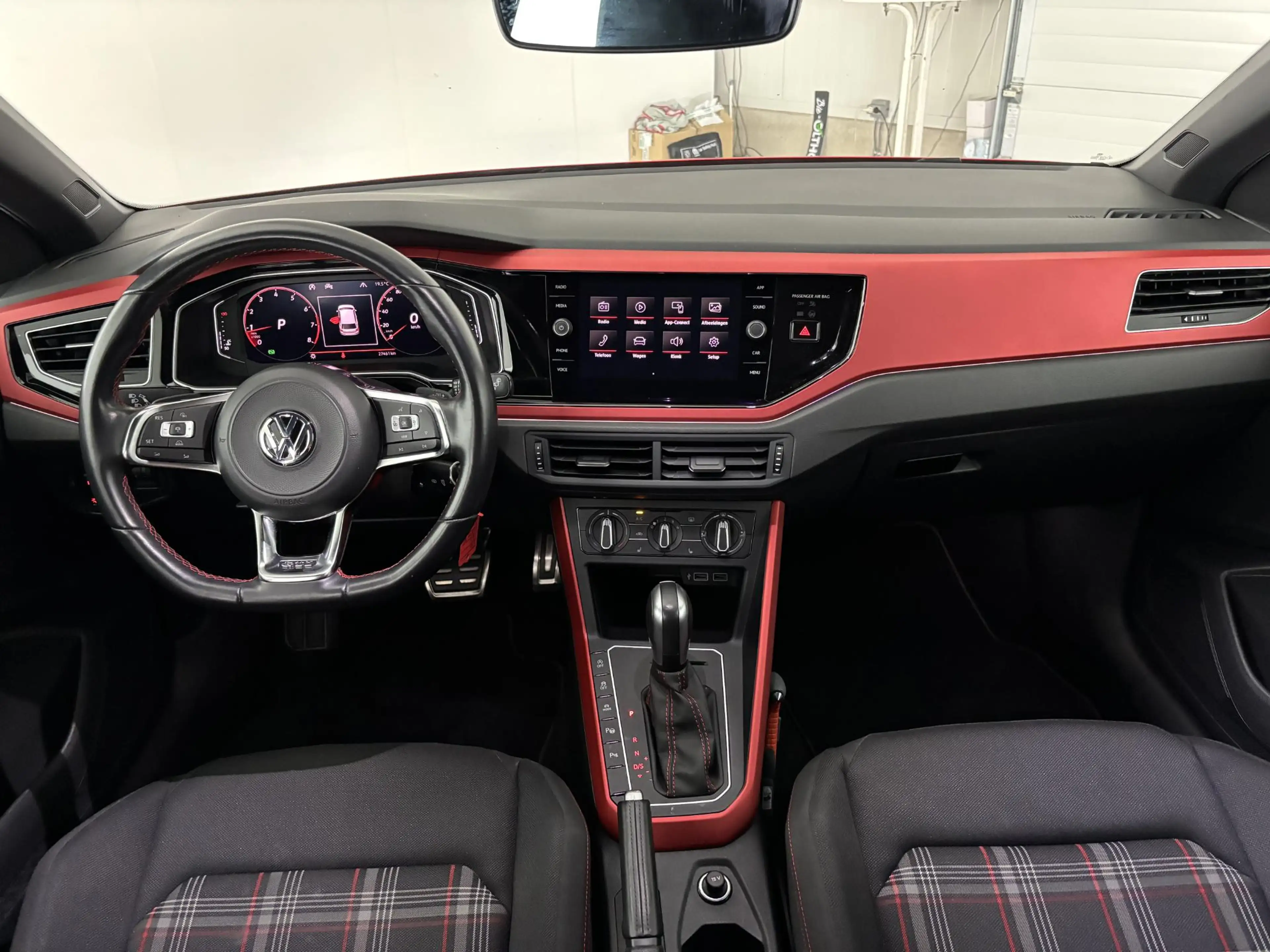 Volkswagen Polo GTI 2.0 TSI | TREKHAAK | CARPLAY | STOELVERW. | — photo 3
