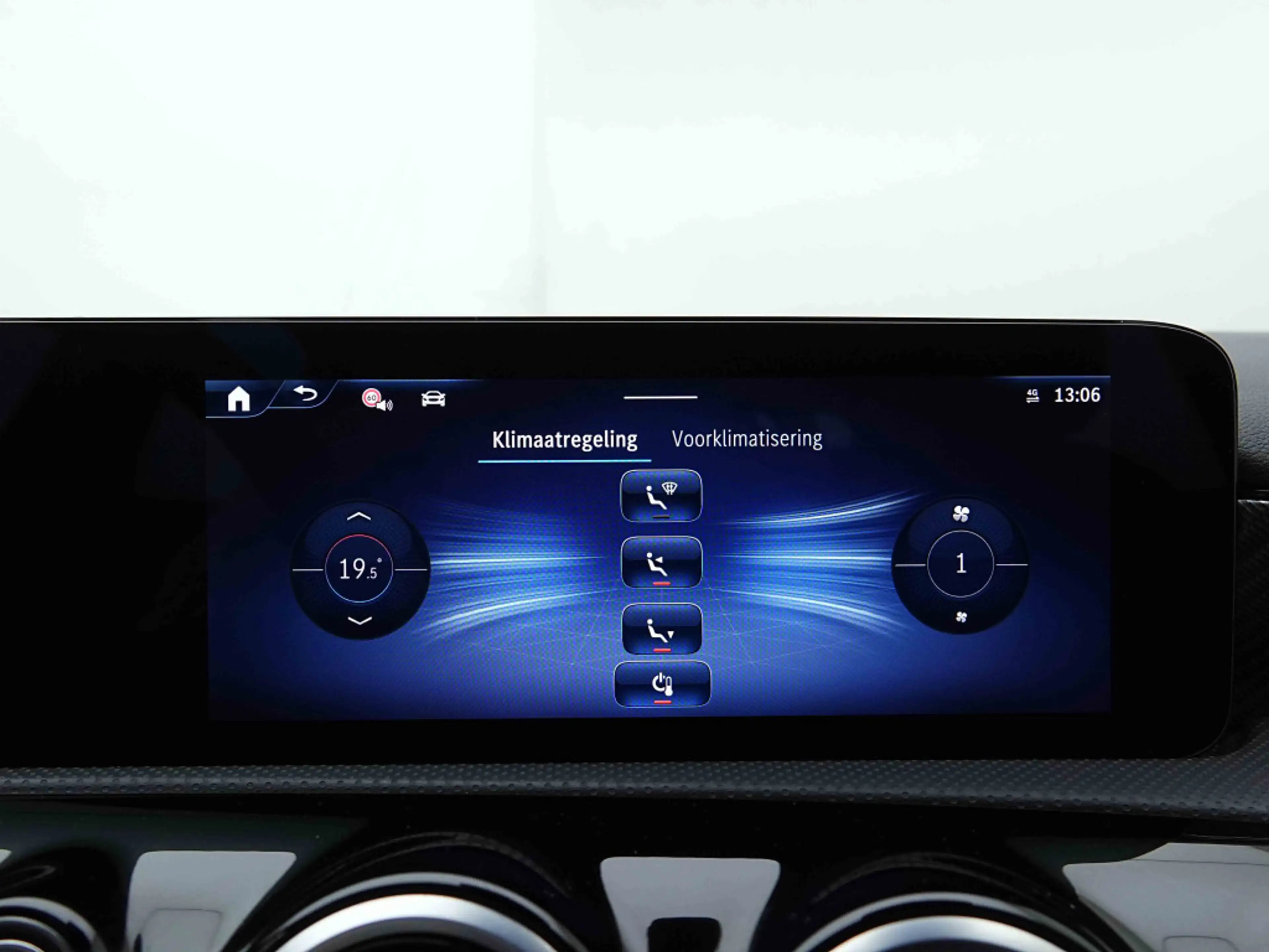 Mercedes-Benz A 250 PHEV 218 AUT Progressive | MBUX GPS | CAM | Sport Seats Heated | LED — photo 14