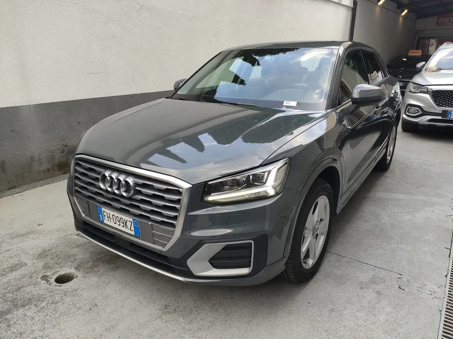 Audi Q2 1.4 tfsi Benzina Sport s-tronic KM 89.000 Gris - 1
