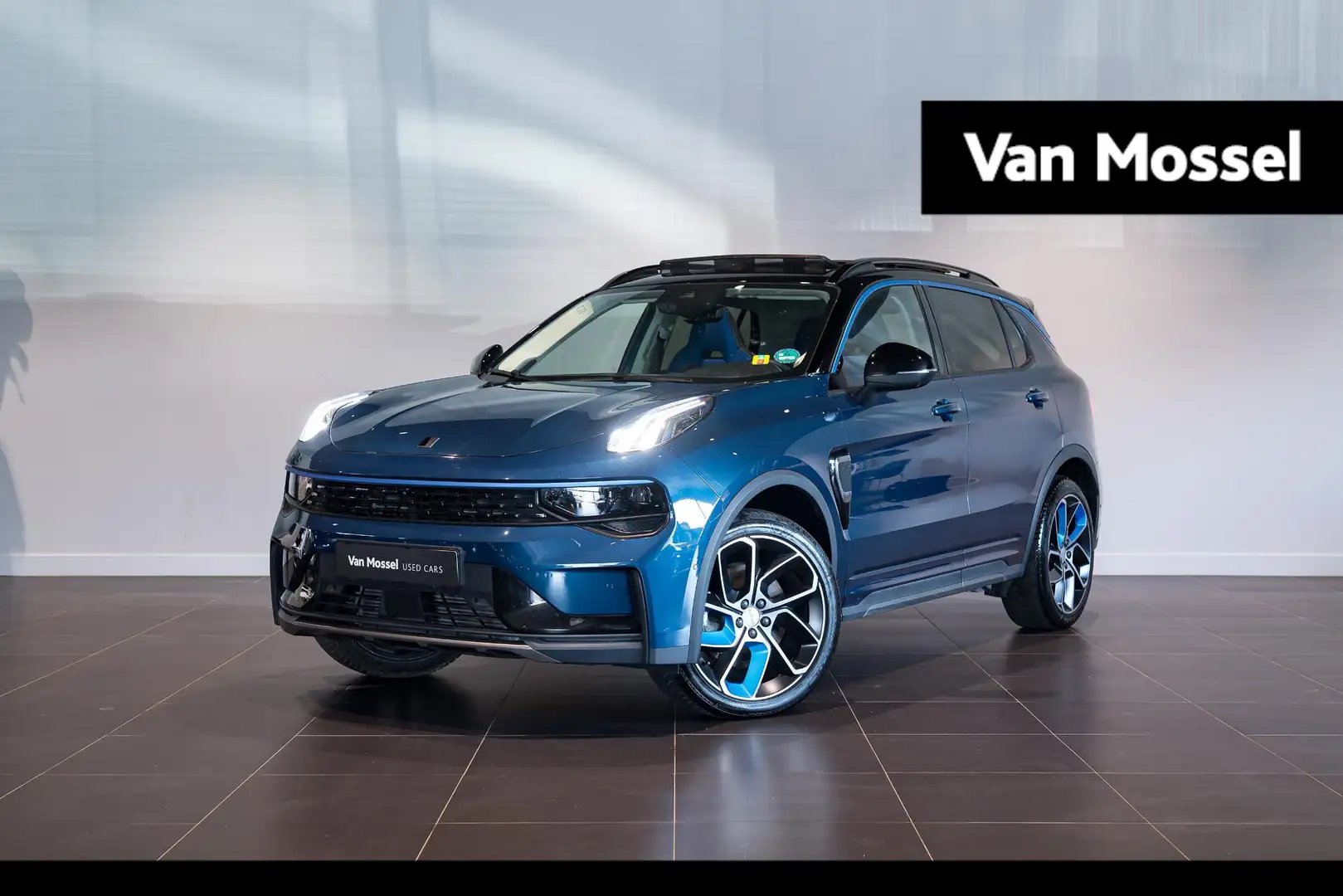 Lynk & Co 01 1.5T PHEV Pano | 360Cam | LED Bleu - 1