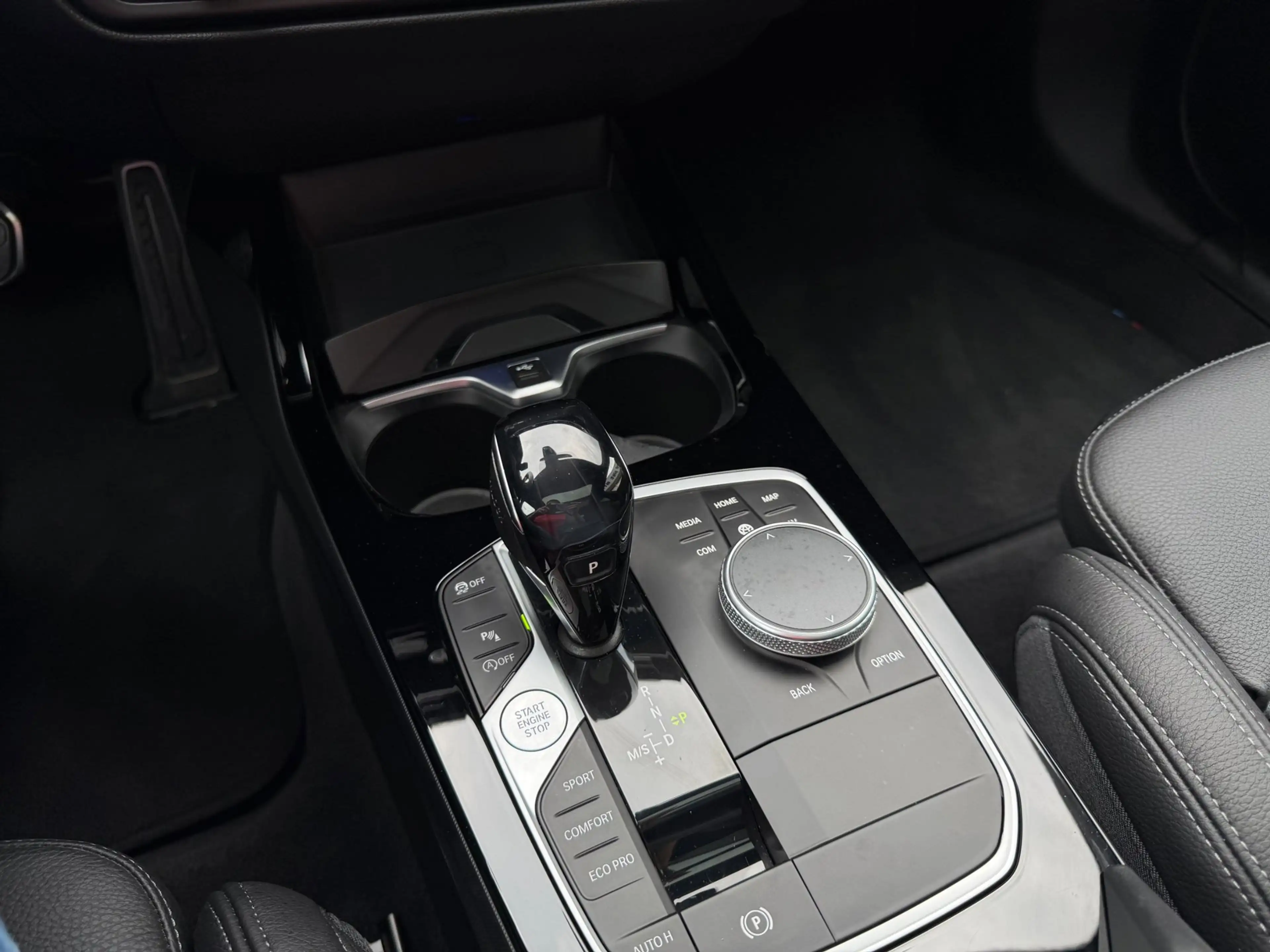 BMW 220 2-serie Gran Coupé 220i Business Edition Plus — photo 30