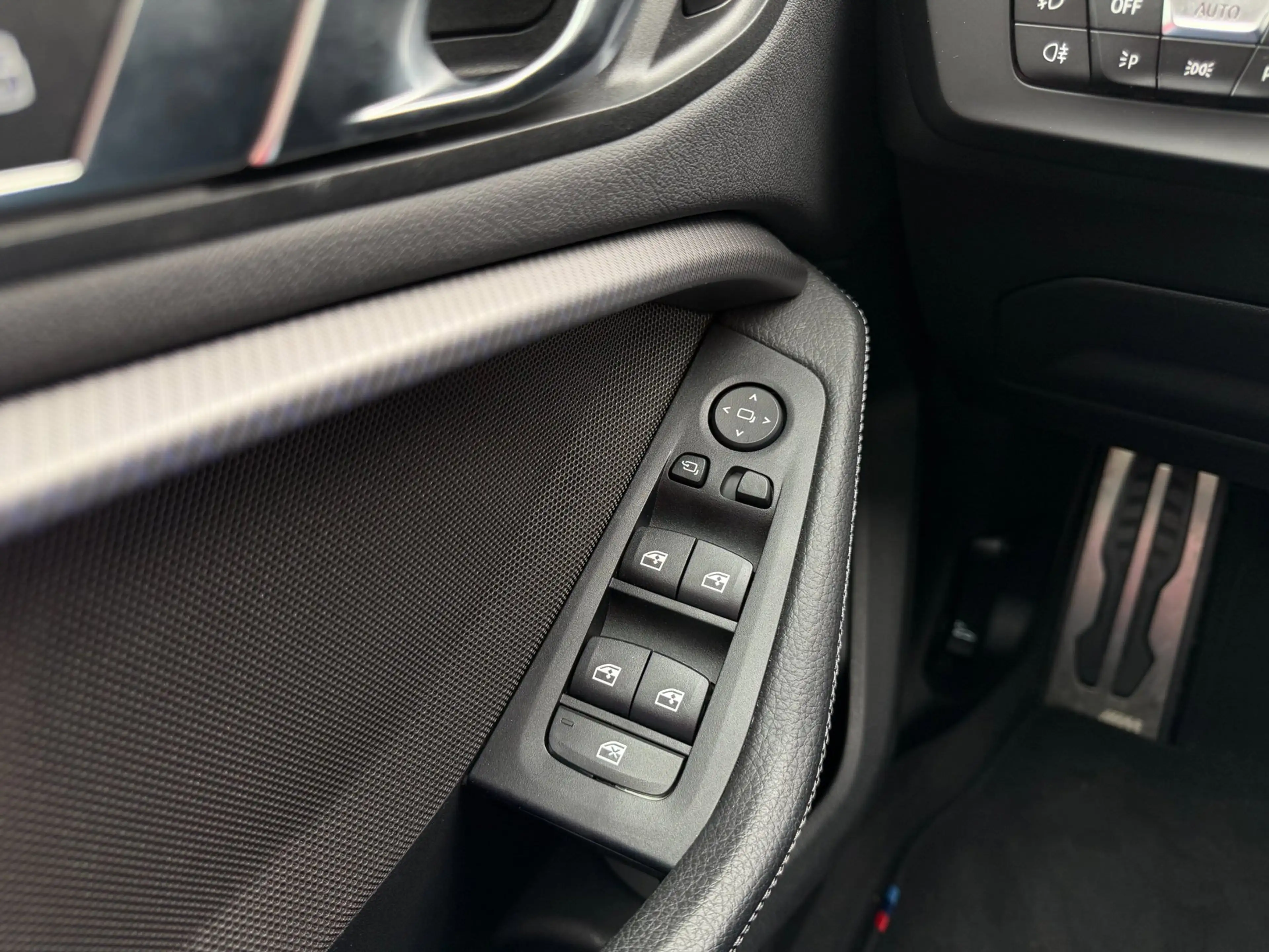 BMW 220 2-serie Gran Coupé 220i Business Edition Plus — photo 21