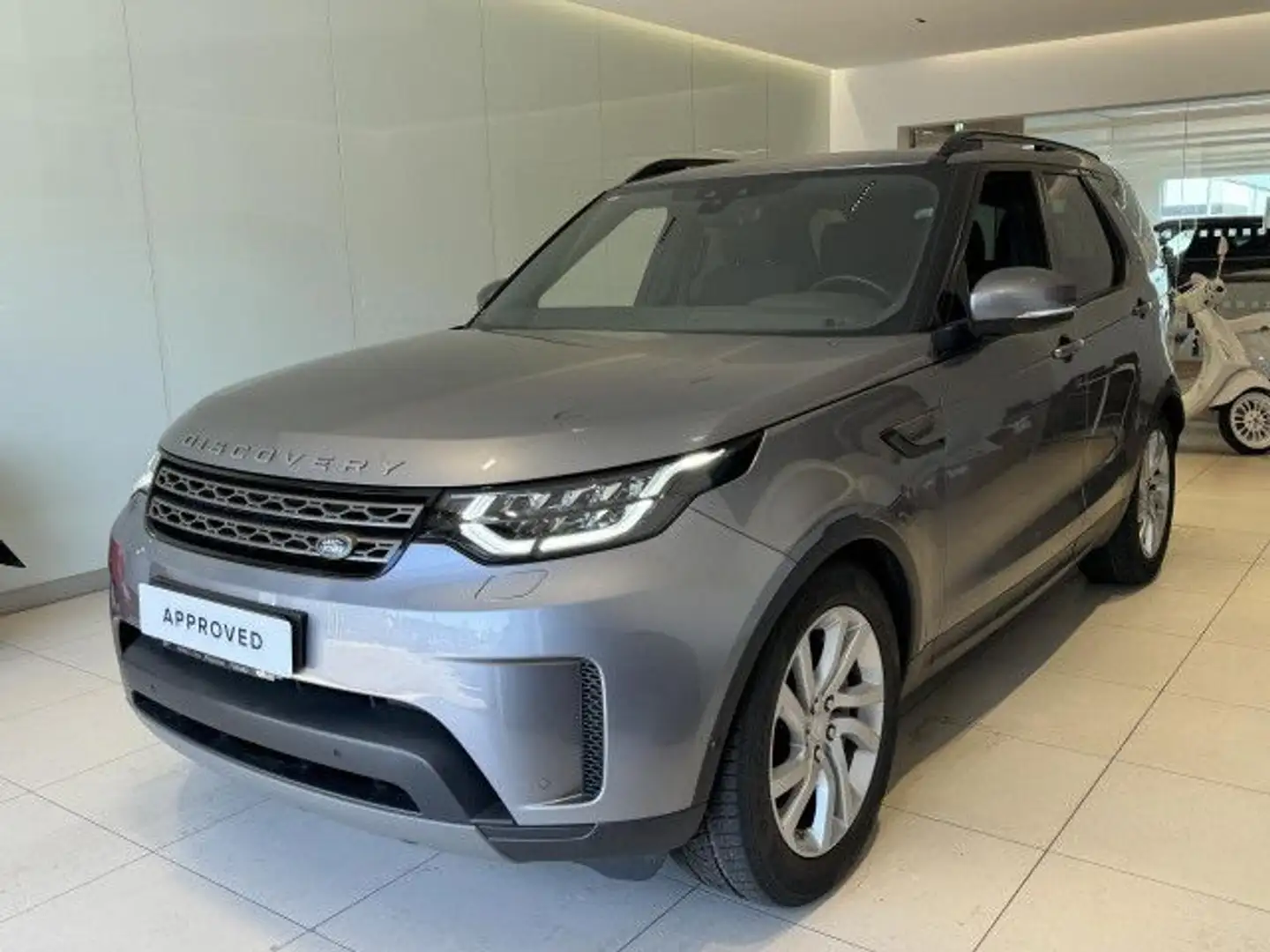 Land Rover Discovery 3.0 Sd6 SE 7-Sitzer WinterPaket Pano AHK Grau - 1