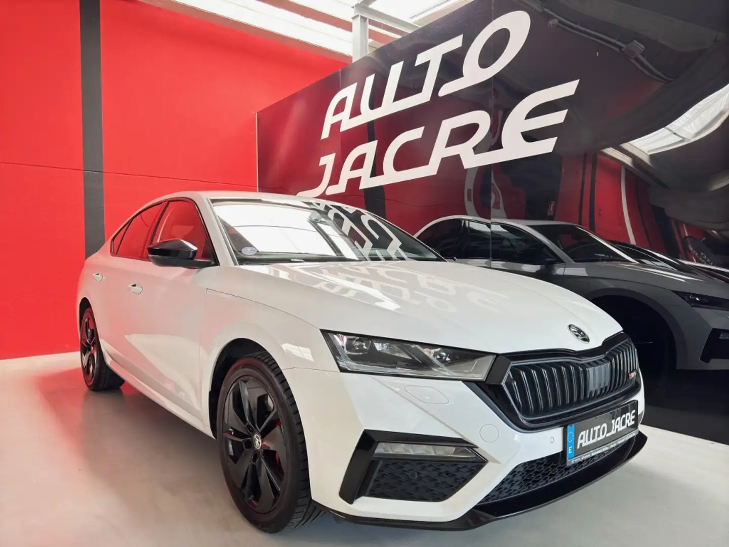 Skoda Octavia 1.4TSI PHEV RS DSG Beyaz - 1