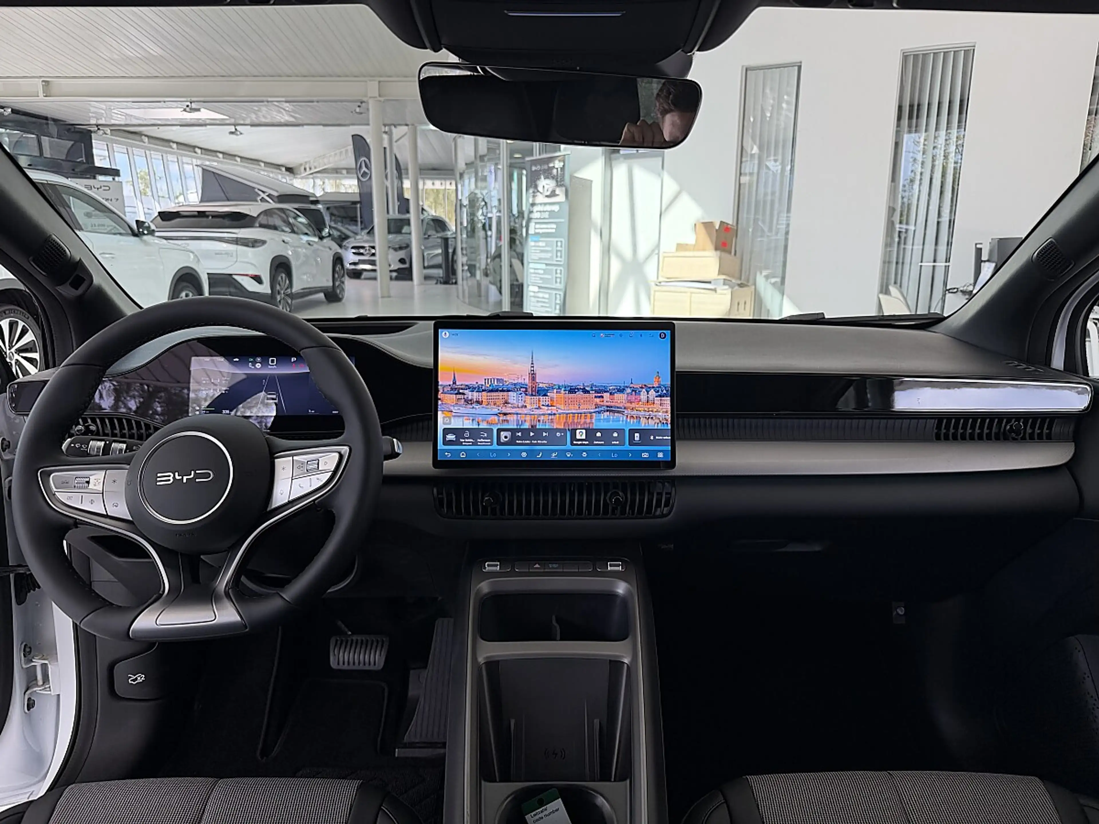 BYD Dolphin G DM-i PHEV 18,3kWh Comfort — photo 12
