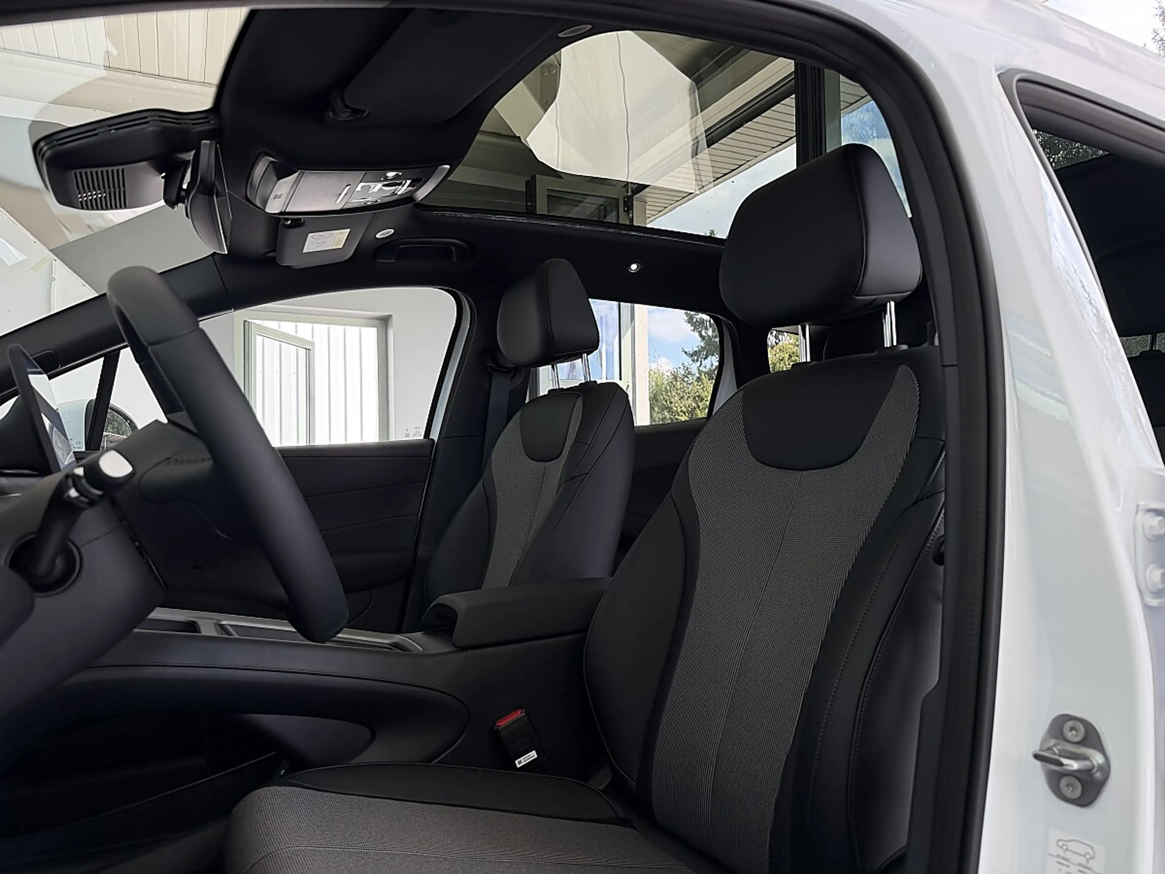 BYD Dolphin G DM-i PHEV 18,3kWh Comfort — photo 7