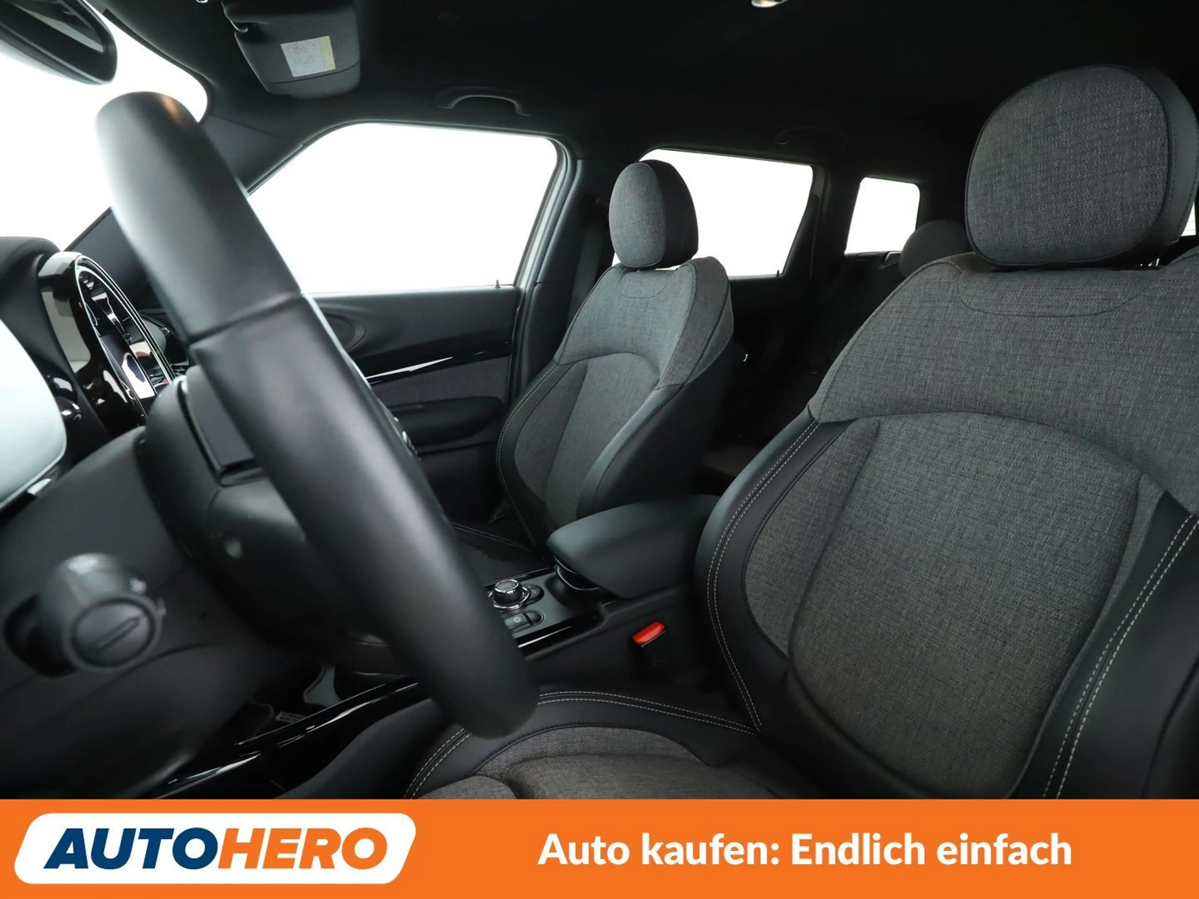 MINI Cooper Clubman Cooper Classic Trim Aut.*NAVI*TEMPO*PDC*SHZ* — photo 10