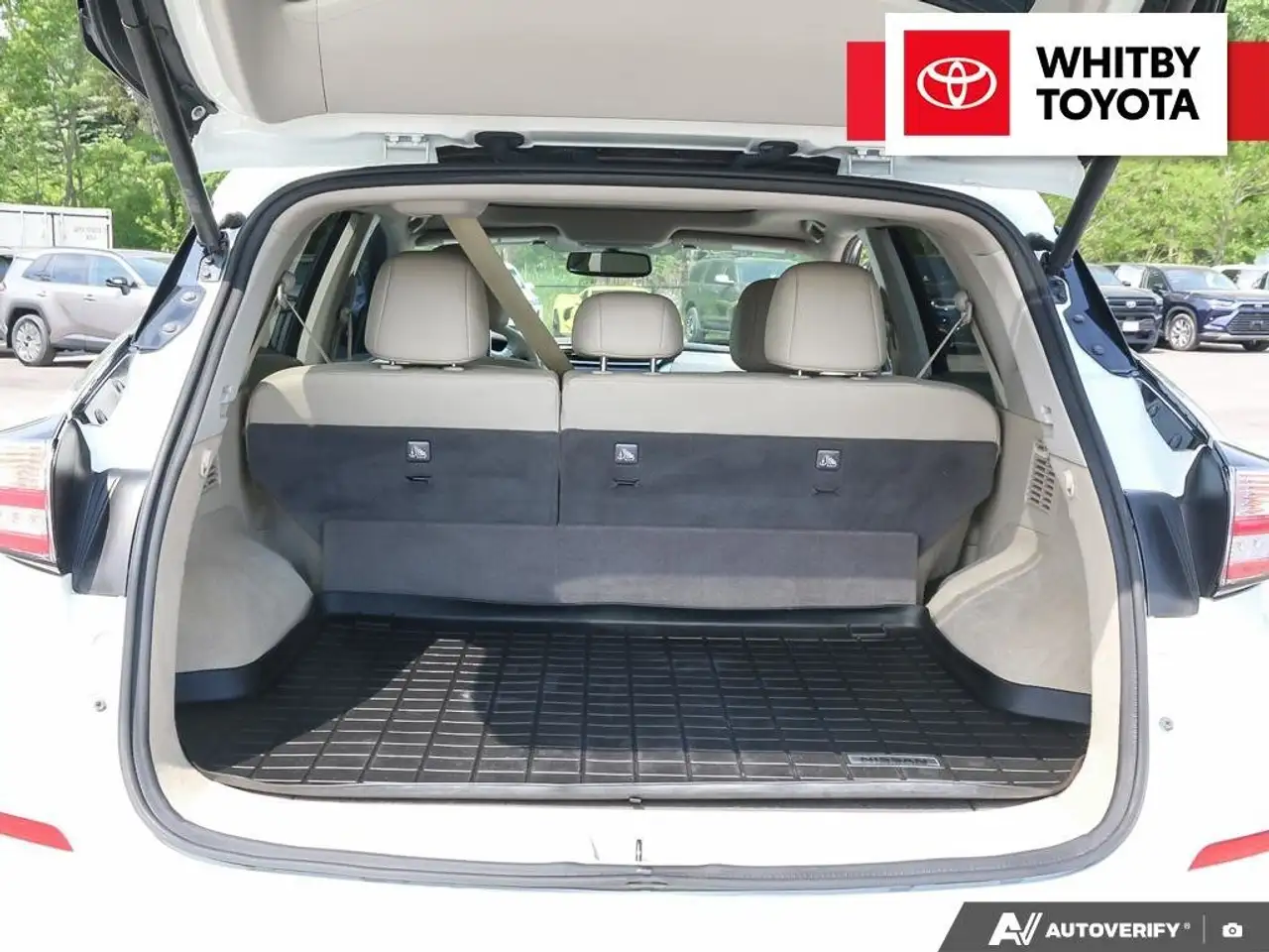 Nissan Murano снимка Nissan Murano