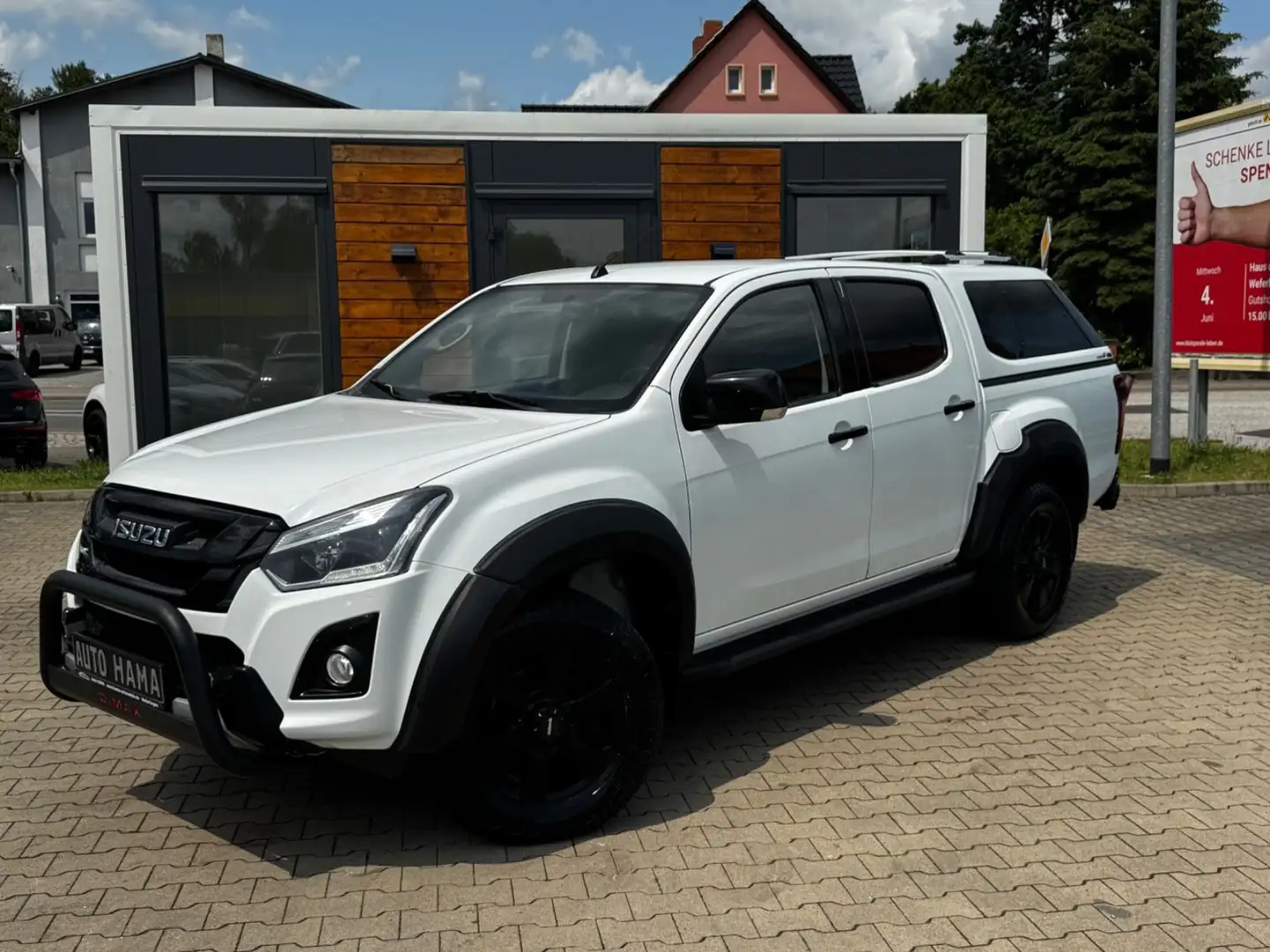 Isuzu D-Max Double Cab 4WD *NAVI*KAM*3,5T*5-SITZ* Bílá - 1