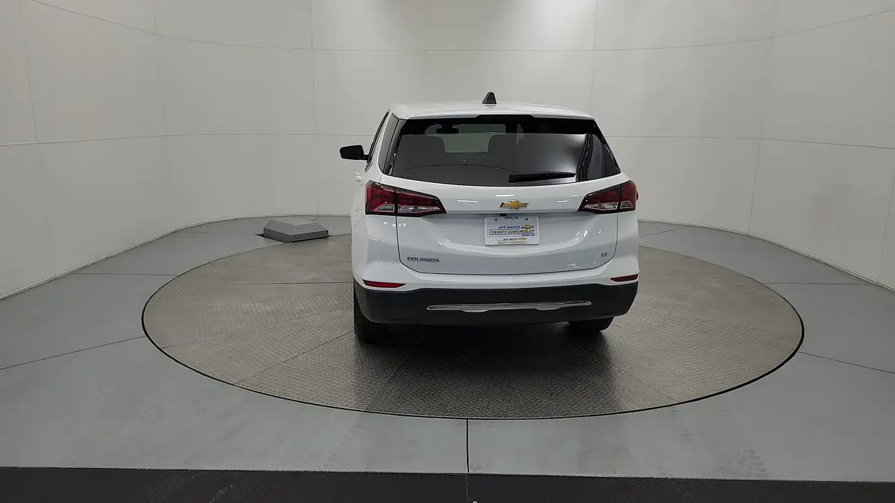 Chevrolet Equinox снимка Chevrolet Equinox