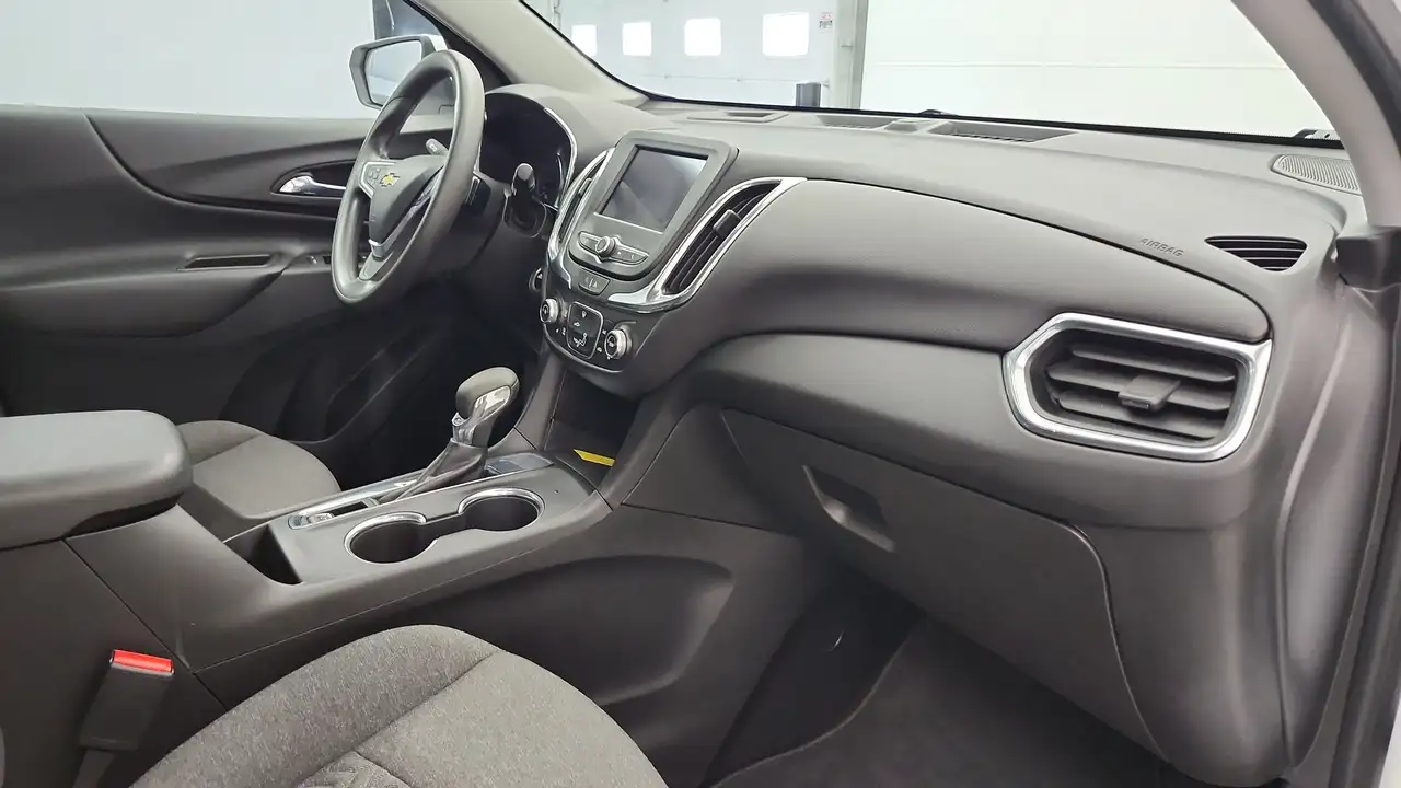 Chevrolet Equinox снимка Chevrolet Equinox