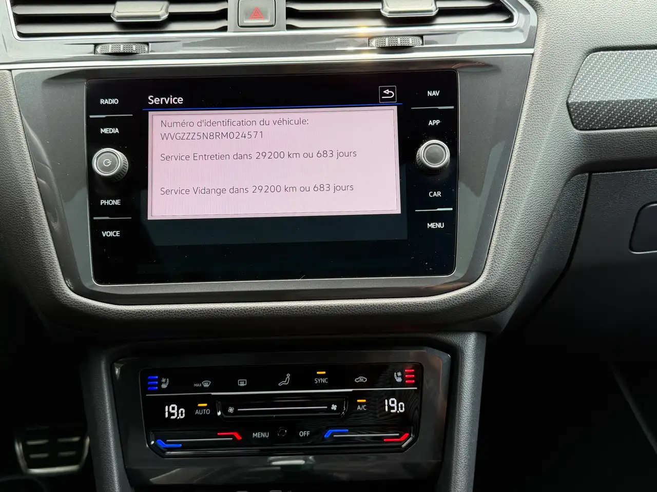 Volkswagen Tiguan Allspace R-Line 7pl. 2.0TDi DSG FULL OPTIONS Cuir Carnet Panorama GARANTIE 12 MOIS, миниатюра 27