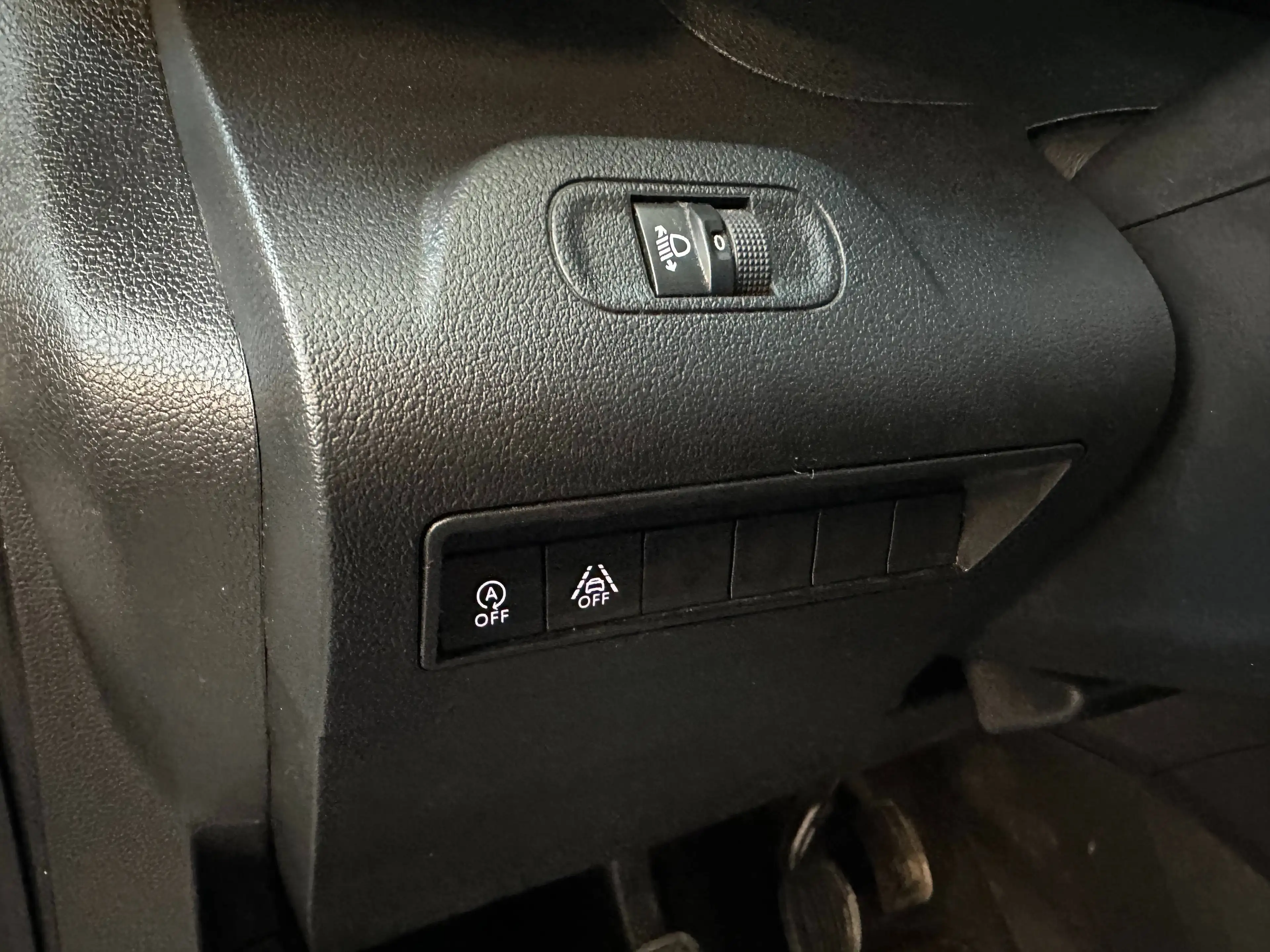 Peugeot Rifter 1,5 BlueHDI 100 S&S Active — photo 13