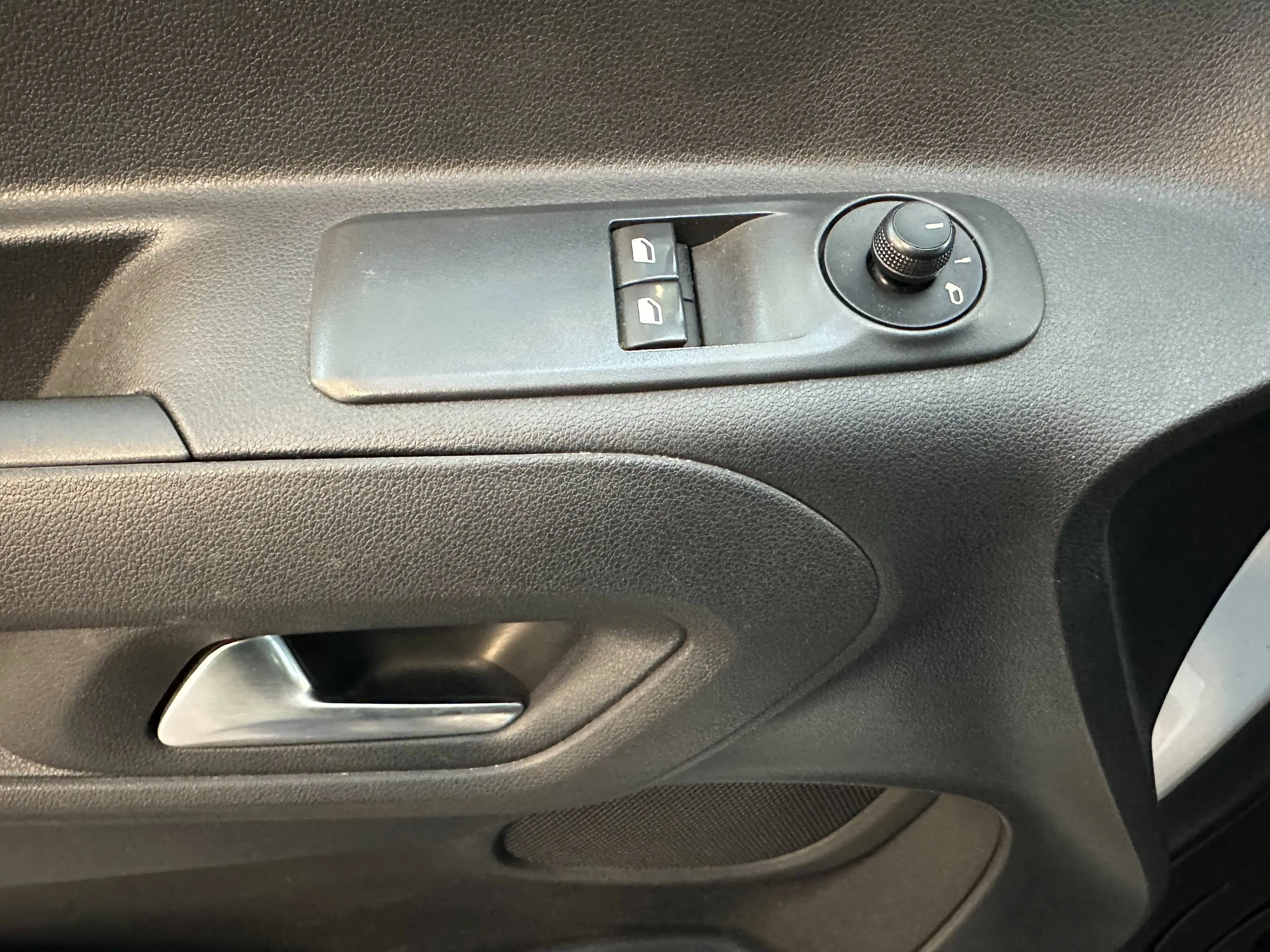 Peugeot Rifter 1,5 BlueHDI 100 S&S Active — photo 12