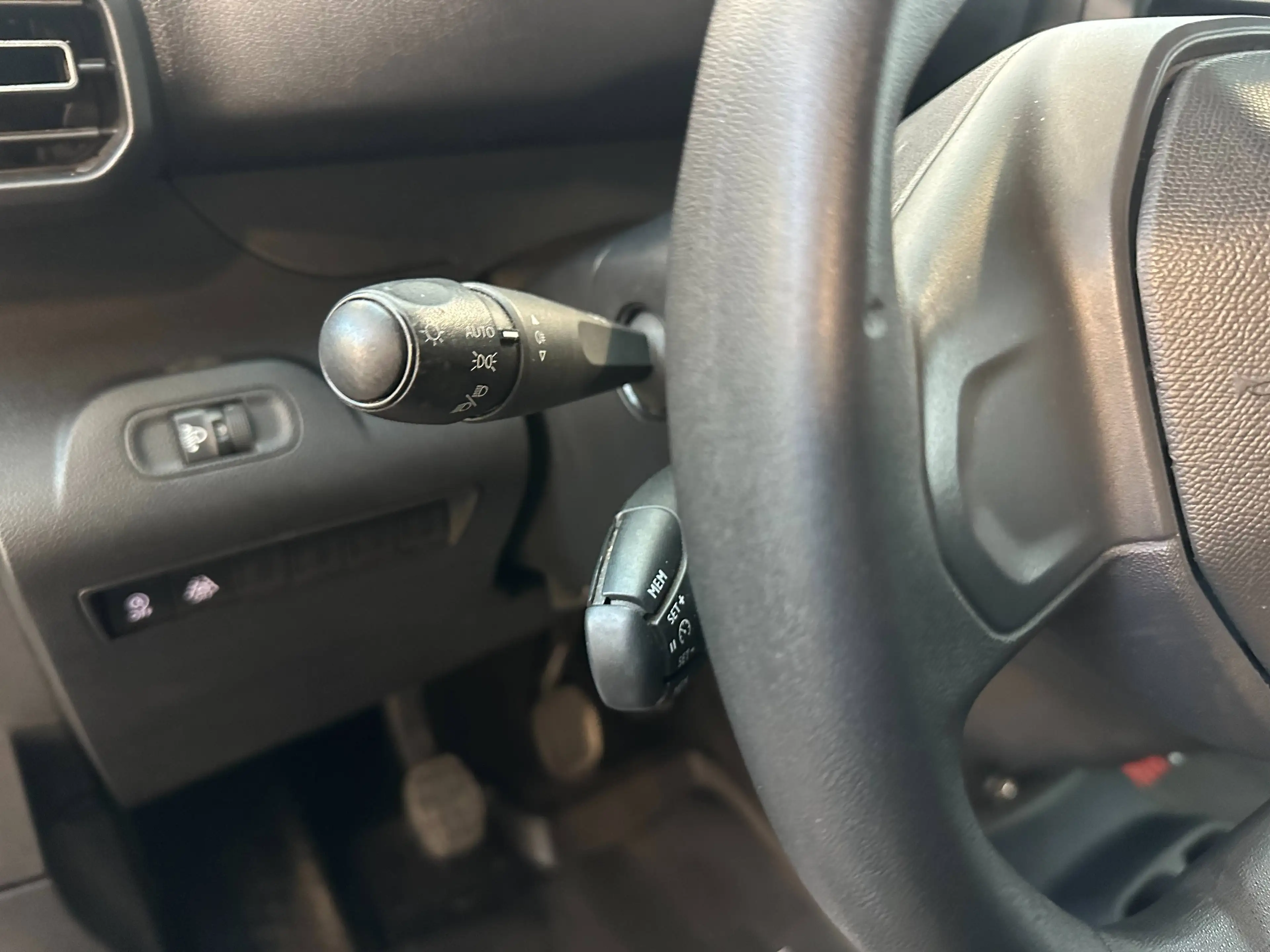 Peugeot Rifter 1,5 BlueHDI 100 S&S Active — photo 14
