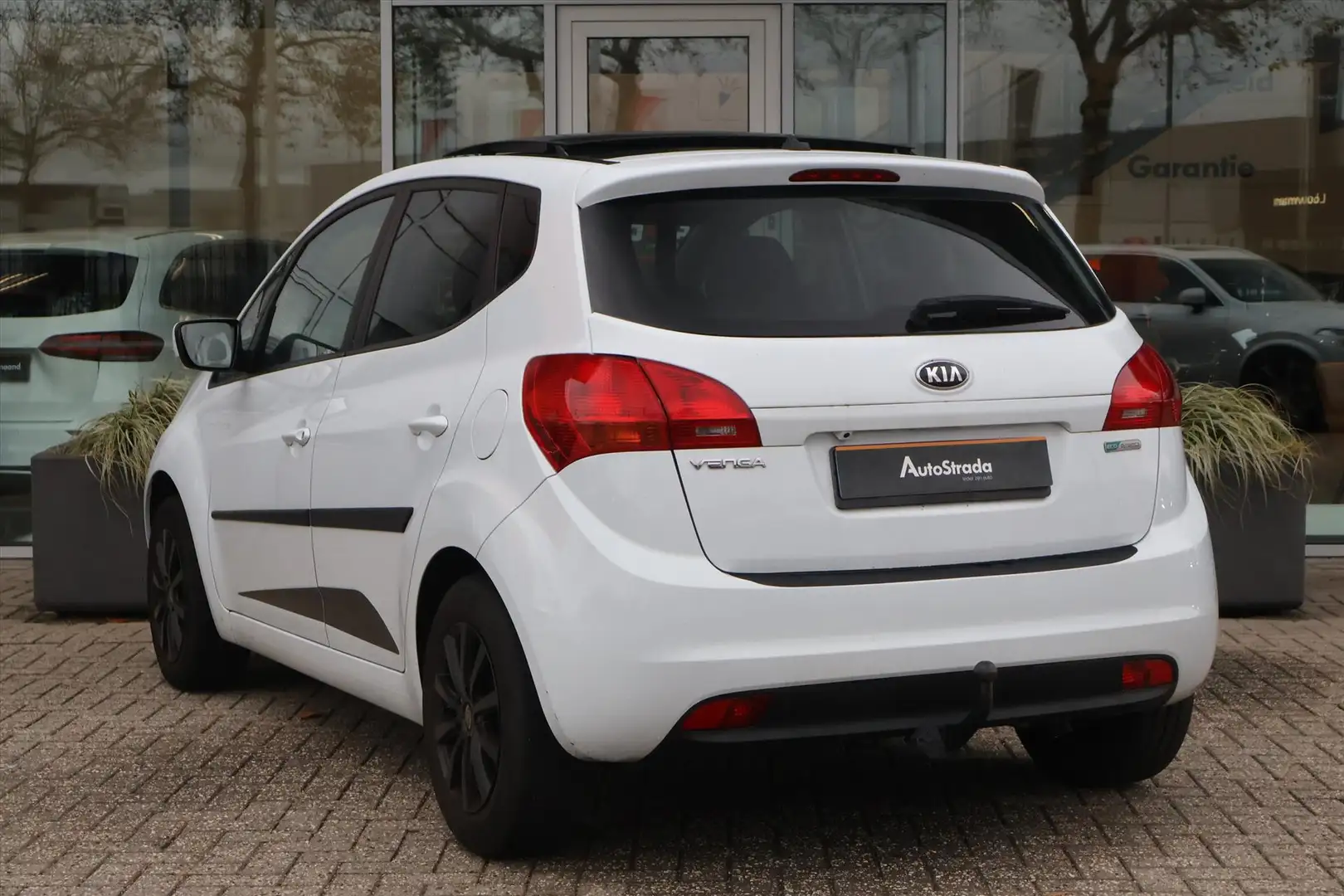 Kia Venga 1.4 World Cup Edition | Camera | Cruise | Climate Wit - 2