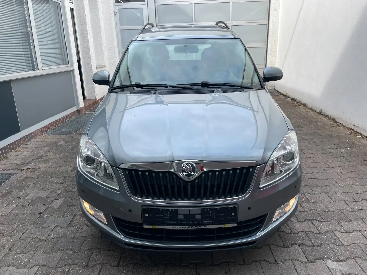 Skoda Roomster Ambition *AHK*KLIMA*PARKSENSOREN* Gris - 2
