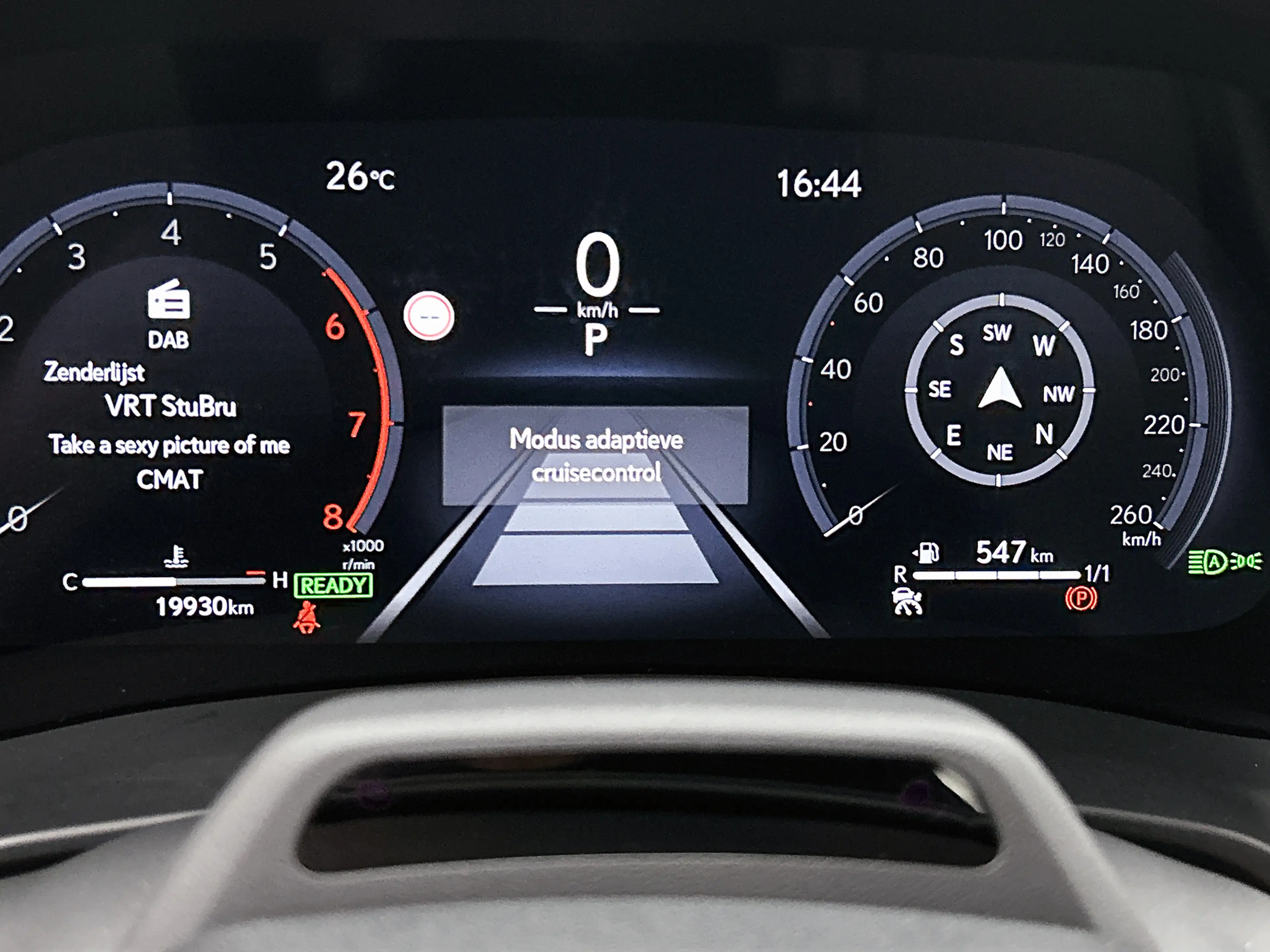 Lexus LBX Relax 2WD Advanced Pack | BTW voertuig | Mark Levi — photo 5
