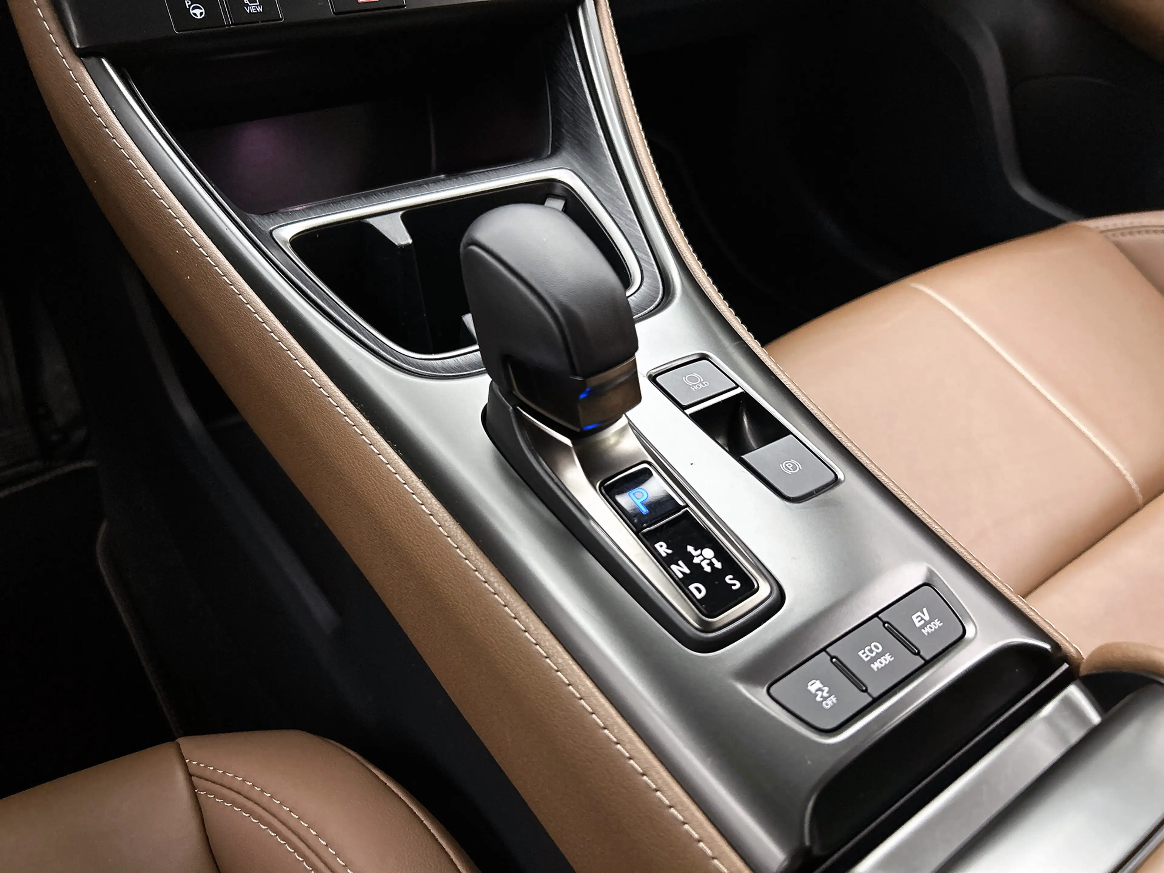 Lexus LBX Relax 2WD Advanced Pack | BTW voertuig | Mark Levi — photo 12