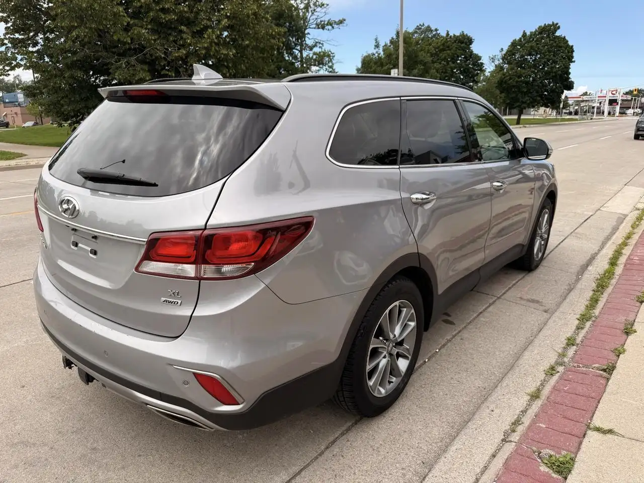 Hyundai SANTA FE photo Hyundai SANTA FE