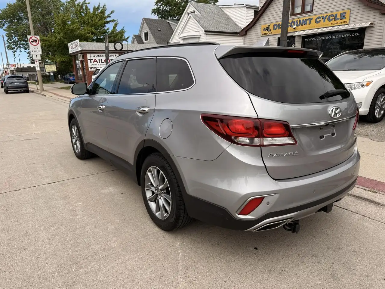 Hyundai SANTA FE photo Hyundai SANTA FE