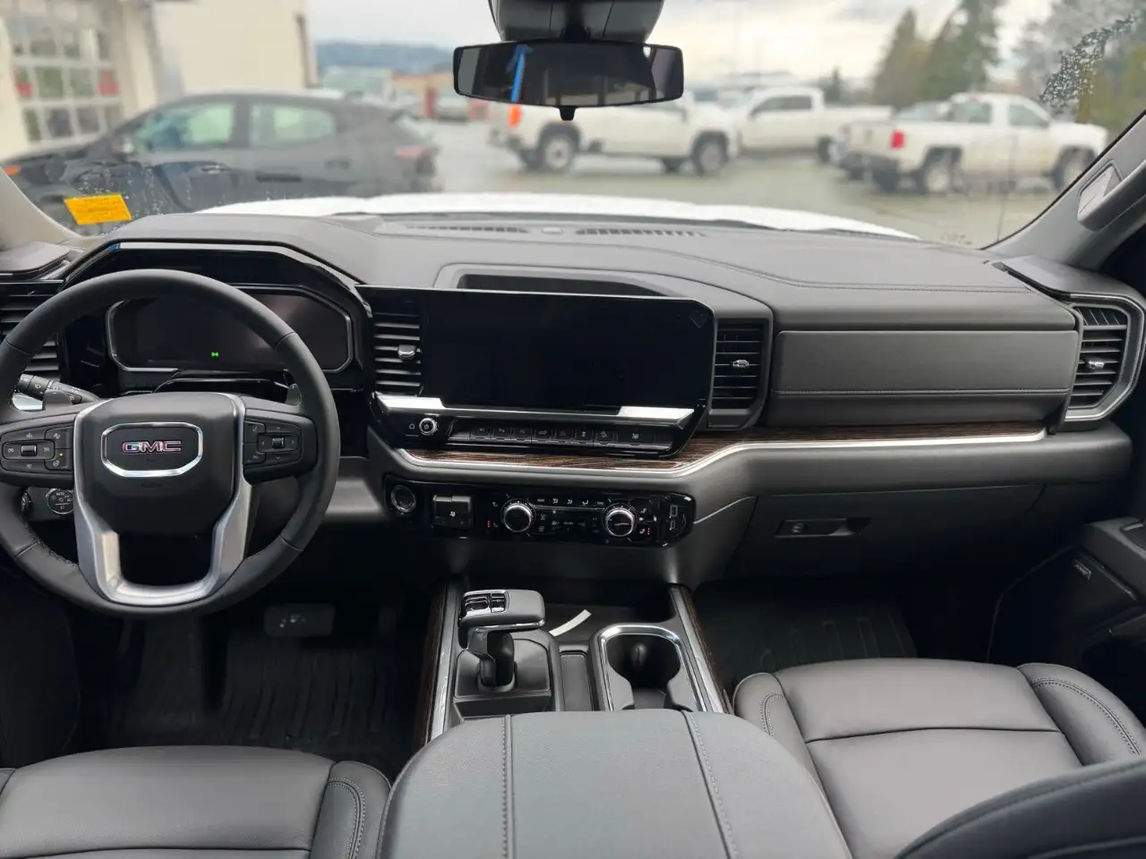 GMC Sierra 1500 снимка GMC Sierra 1500