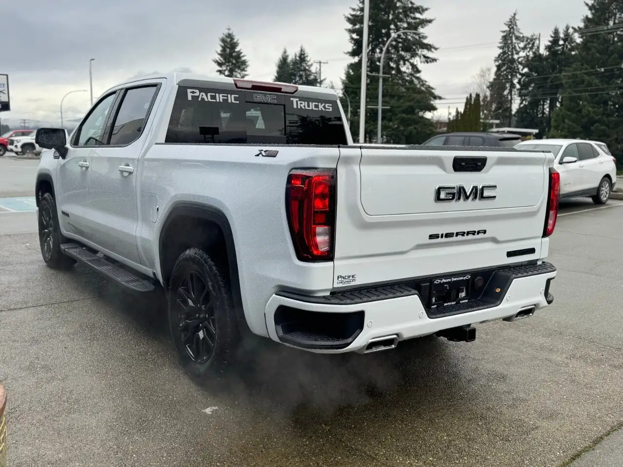 GMC Sierra 1500 снимка GMC Sierra 1500