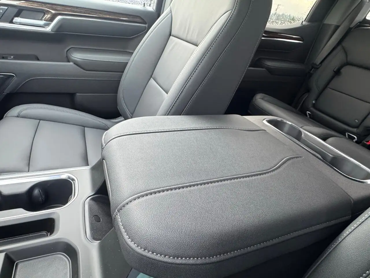 GMC Sierra 1500 снимка GMC Sierra 1500