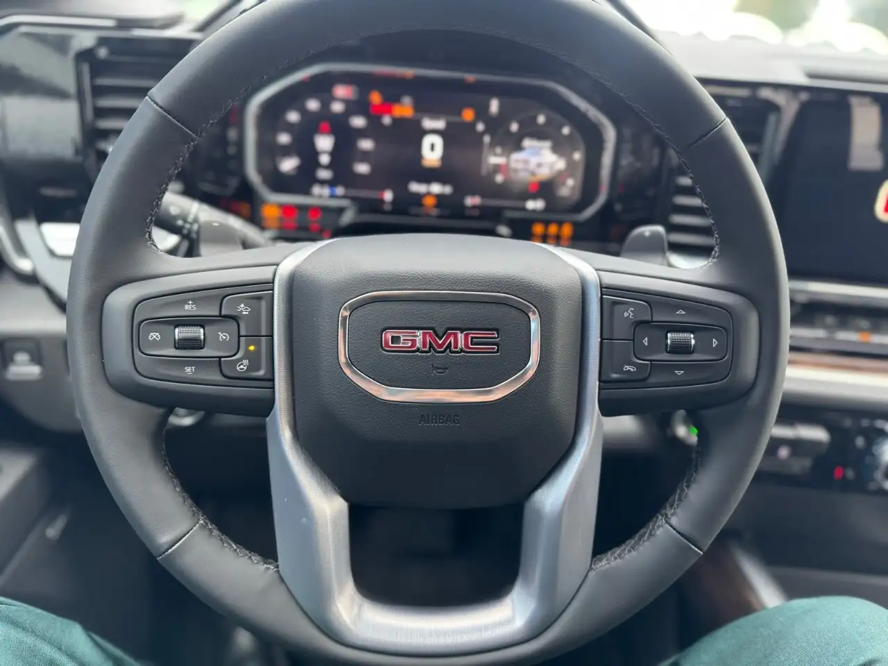 GMC Sierra 1500 снимка GMC Sierra 1500