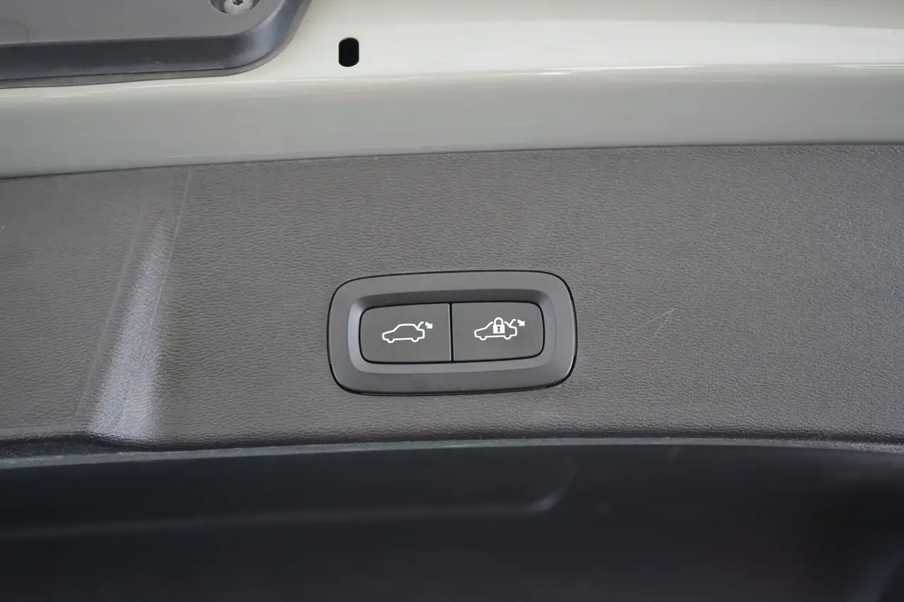 Volvo XC40 1.5 T2 Core LED GPS PDC CAM Carplay, миниатюра 22