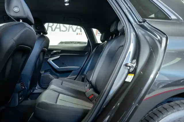 Audi A3 view 13