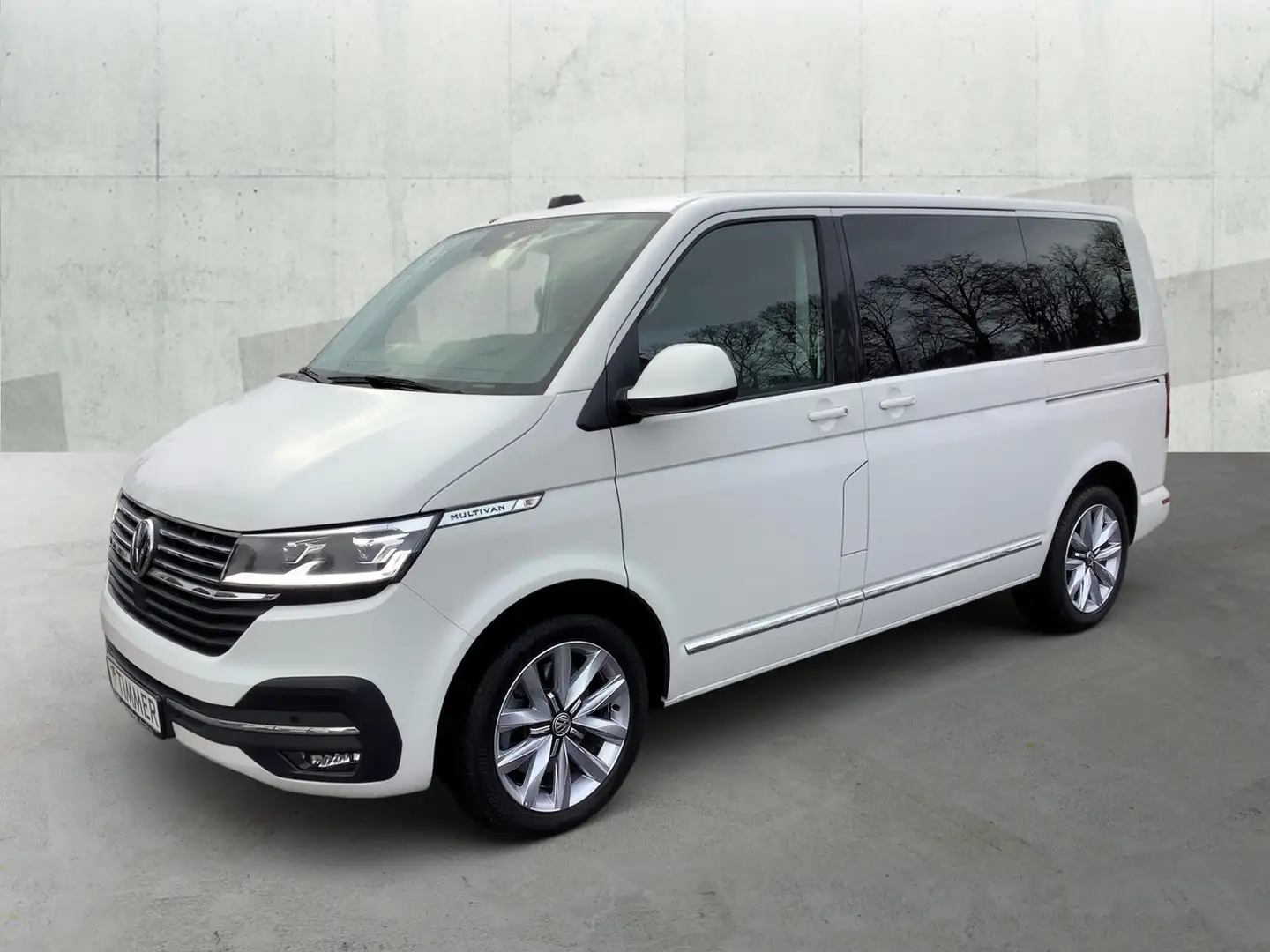 Volkswagen T6.1 Multivan 2.0 TDI DSG GENERATION SIX +AHK +STHZ +LED +ACC + Weiß - 2