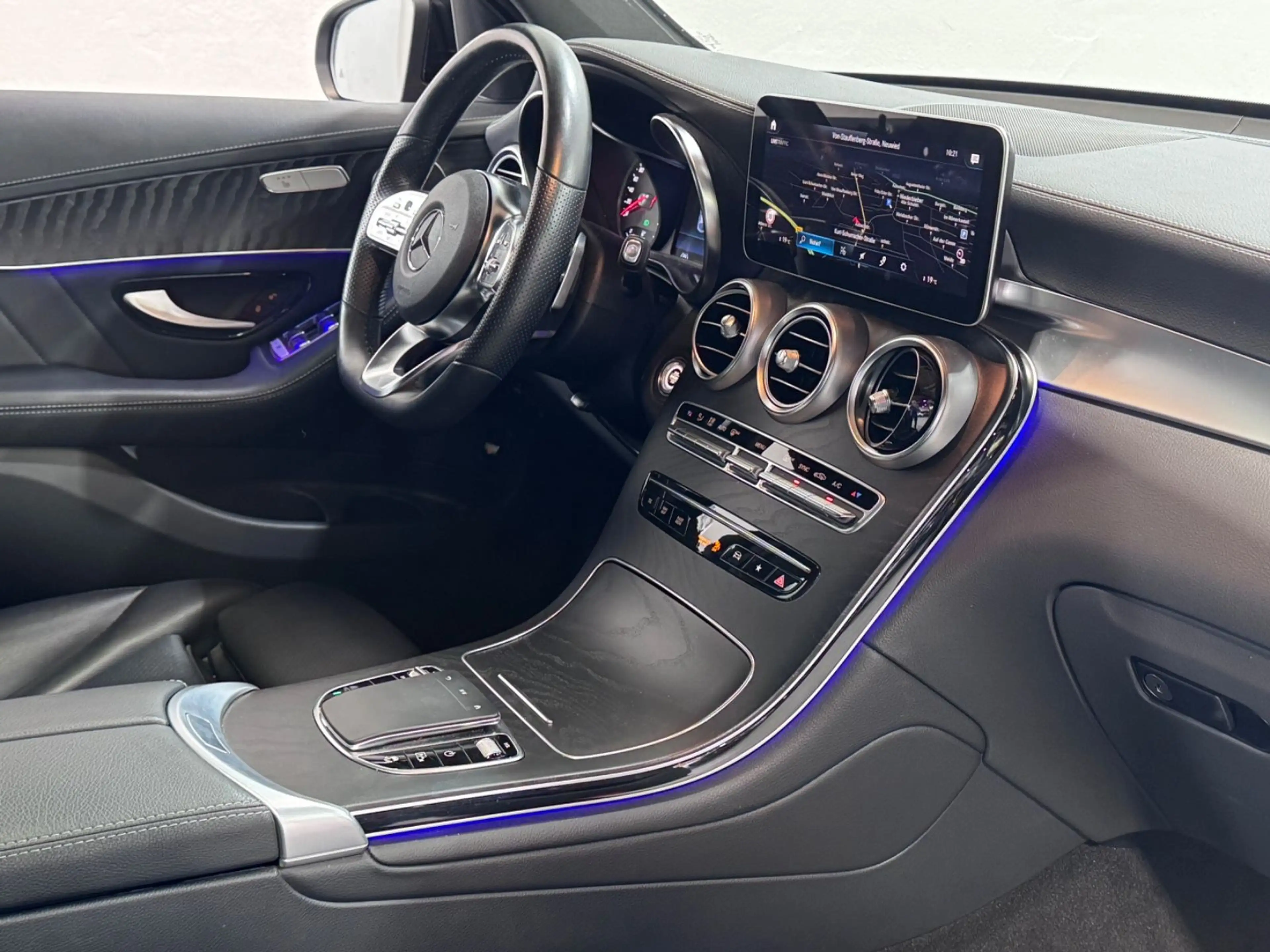 Mercedes-Benz GLC 400 d 4Matic Coupe *AMG* — photo 5