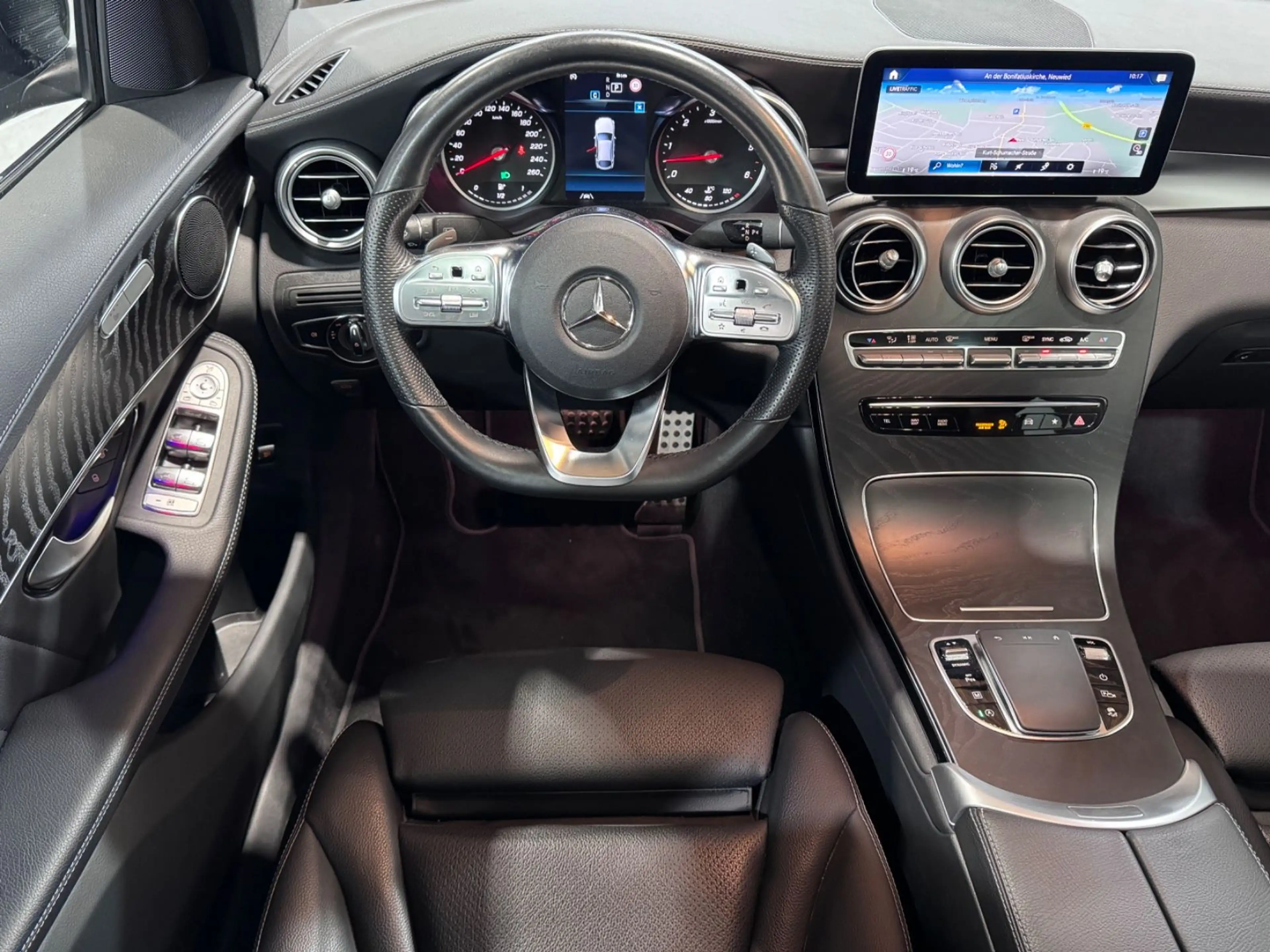 Mercedes-Benz GLC 400 d 4Matic Coupe *AMG* — photo 4