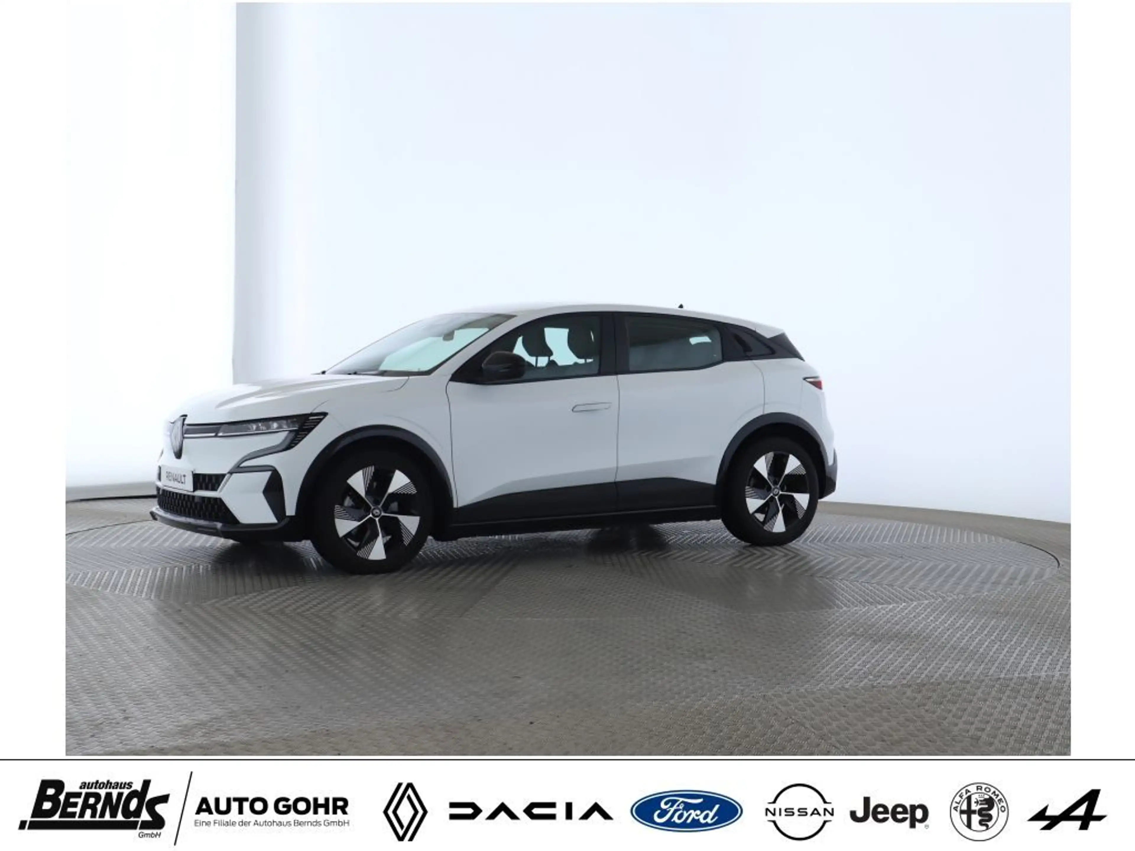Renault Megane E-Tech EV40 130hp boost charge Equilibre WÄRMEPUMPE PDC — photo 11