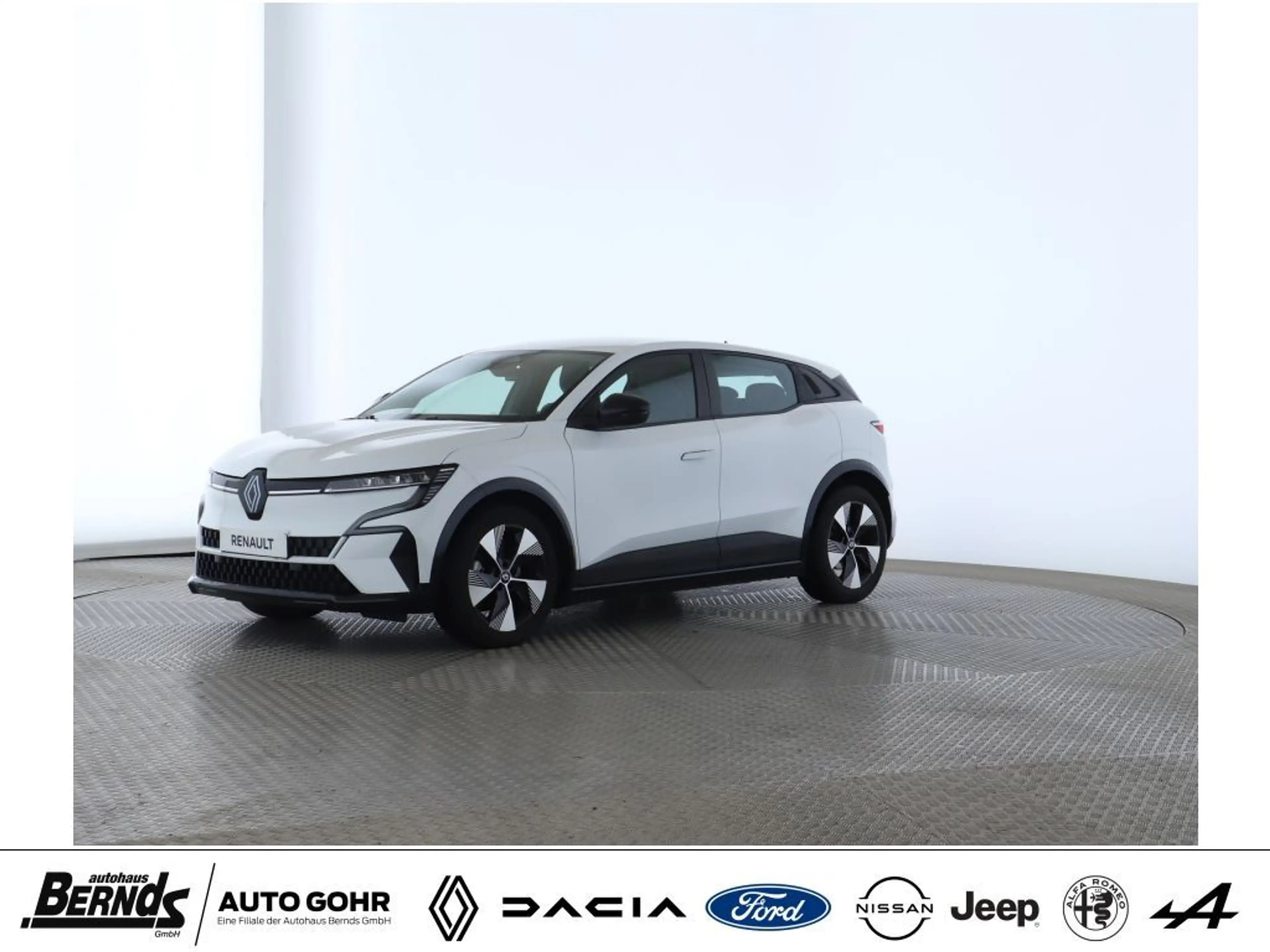 Renault Megane E-Tech EV40 130hp boost charge Equilibre WÄRMEPUMPE PDC — photo 12