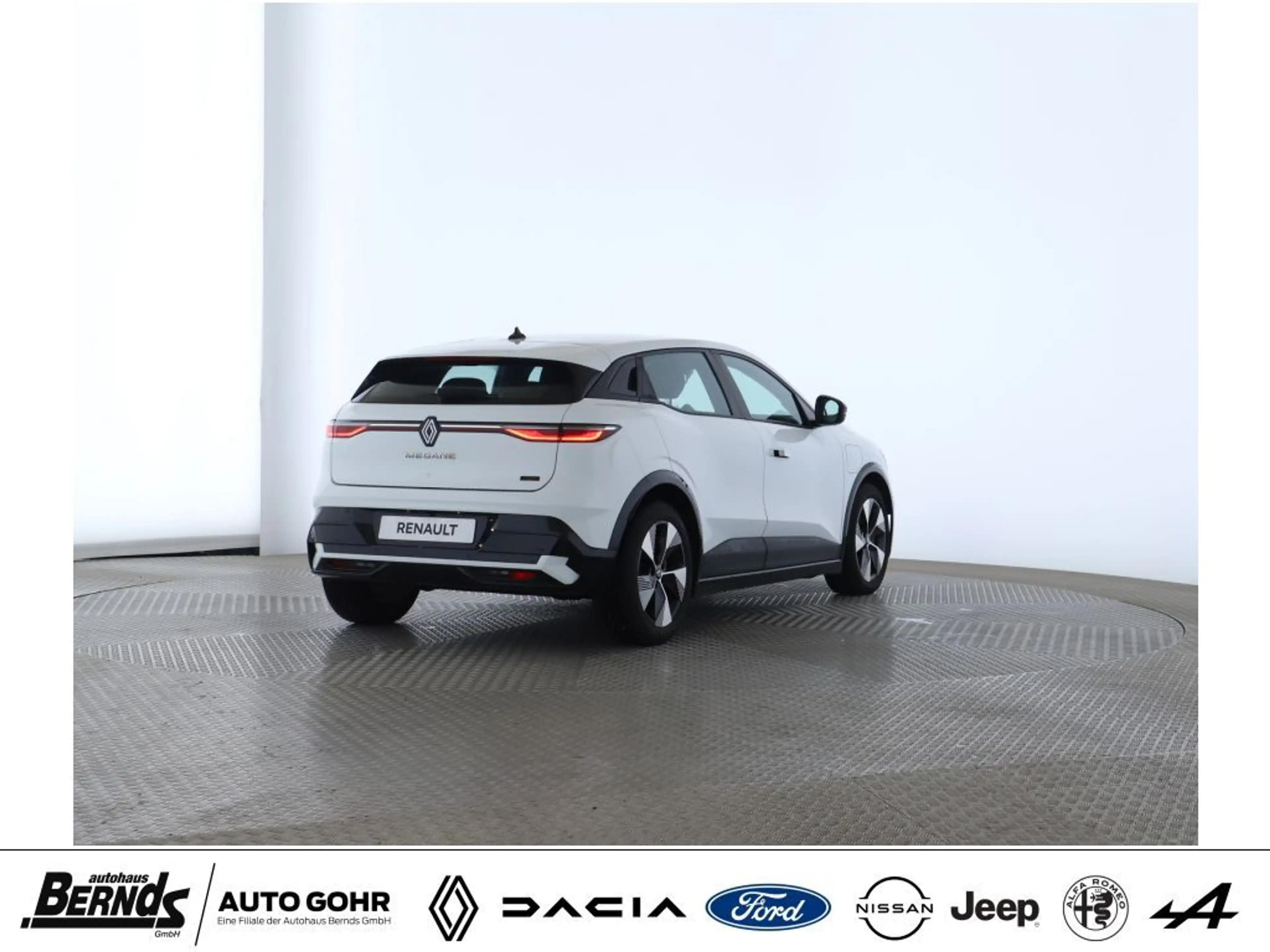 Renault Megane E-Tech EV40 130hp boost charge Equilibre WÄRMEPUMPE PDC — photo 8