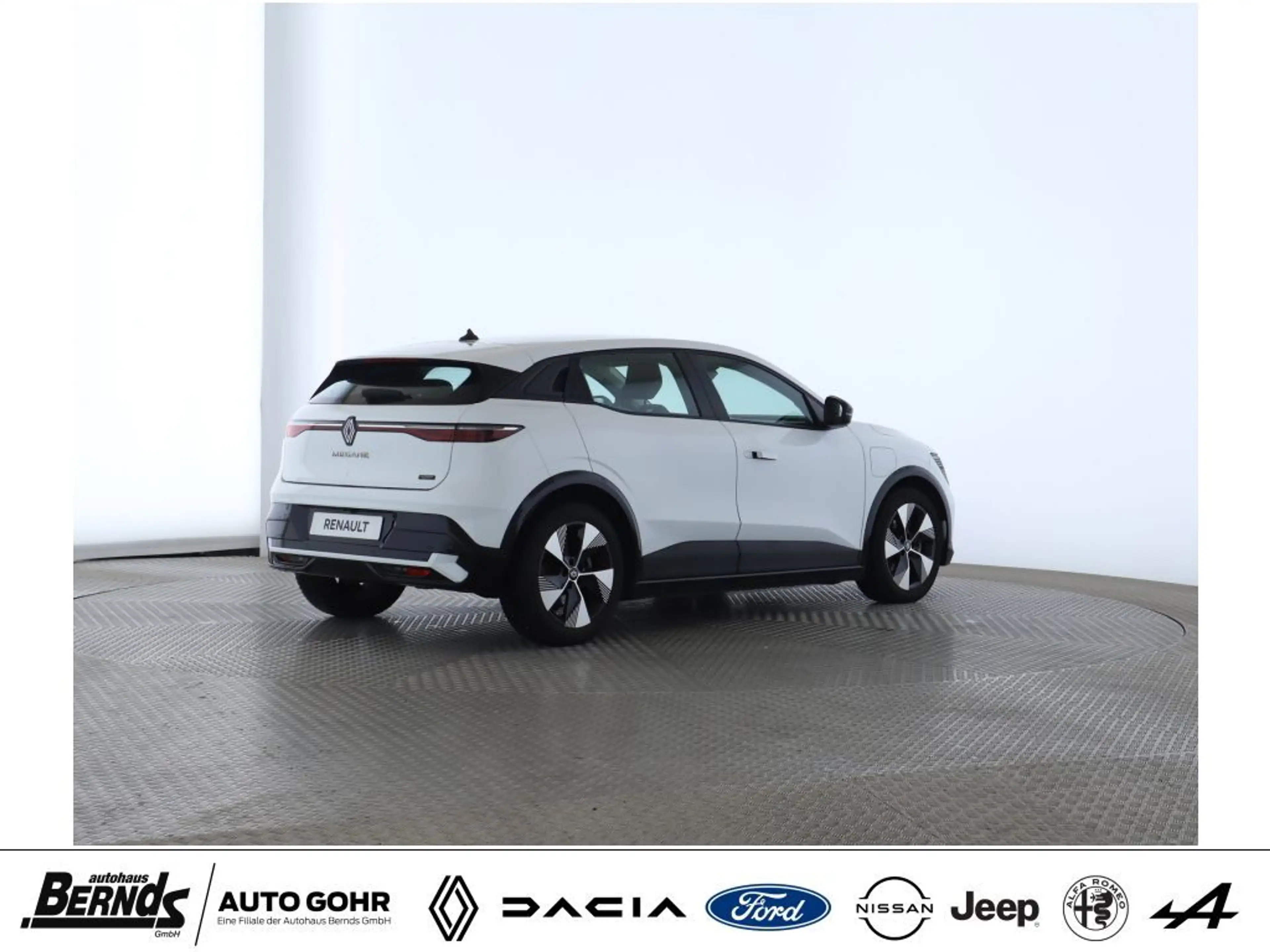 Renault Megane E-Tech EV40 130hp boost charge Equilibre WÄRMEPUMPE PDC — photo 7