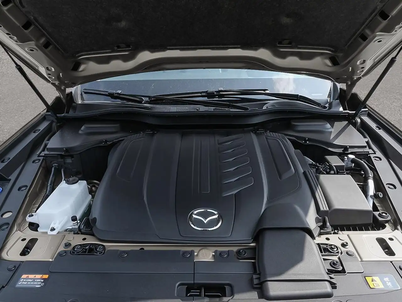 Mazda CX-90 MHEV снимка Mazda CX-90 MHEV