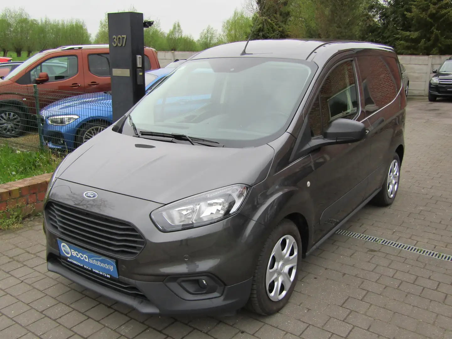Ford Transit Courier 1.0 Eco met slechts 13000km Gris - 1