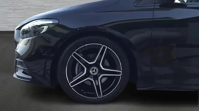 Mercedes-Benz B-Class view 5