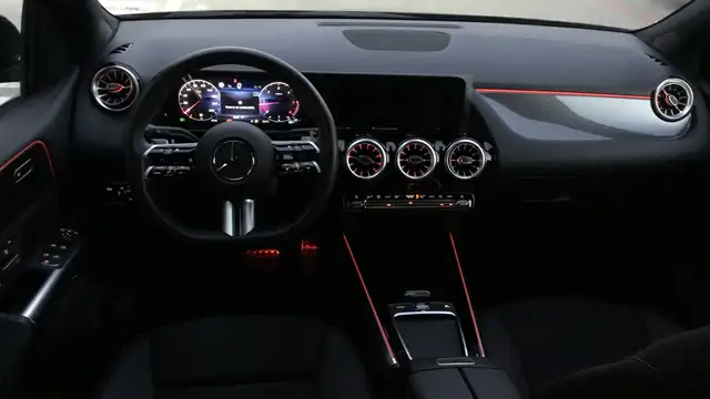 Mercedes-Benz B-Class view 8