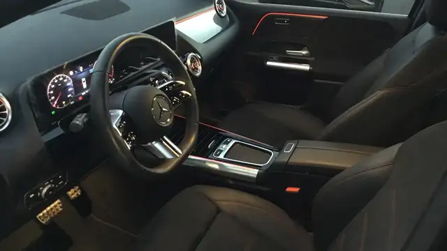 Mercedes-Benz B-Class view 6