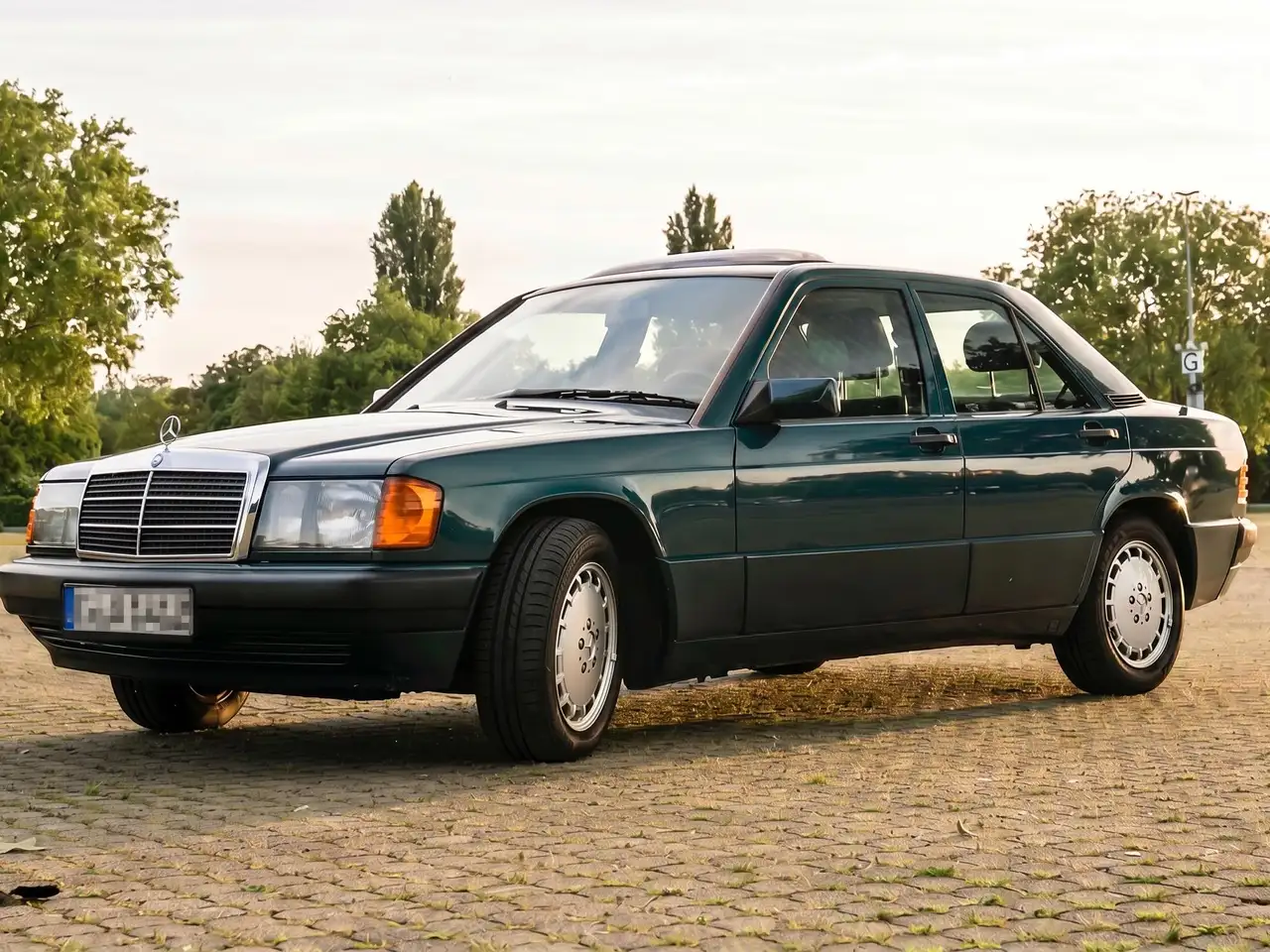 Mercedes-Benz 190 D 2.5 Avantgarde verde, foto 12