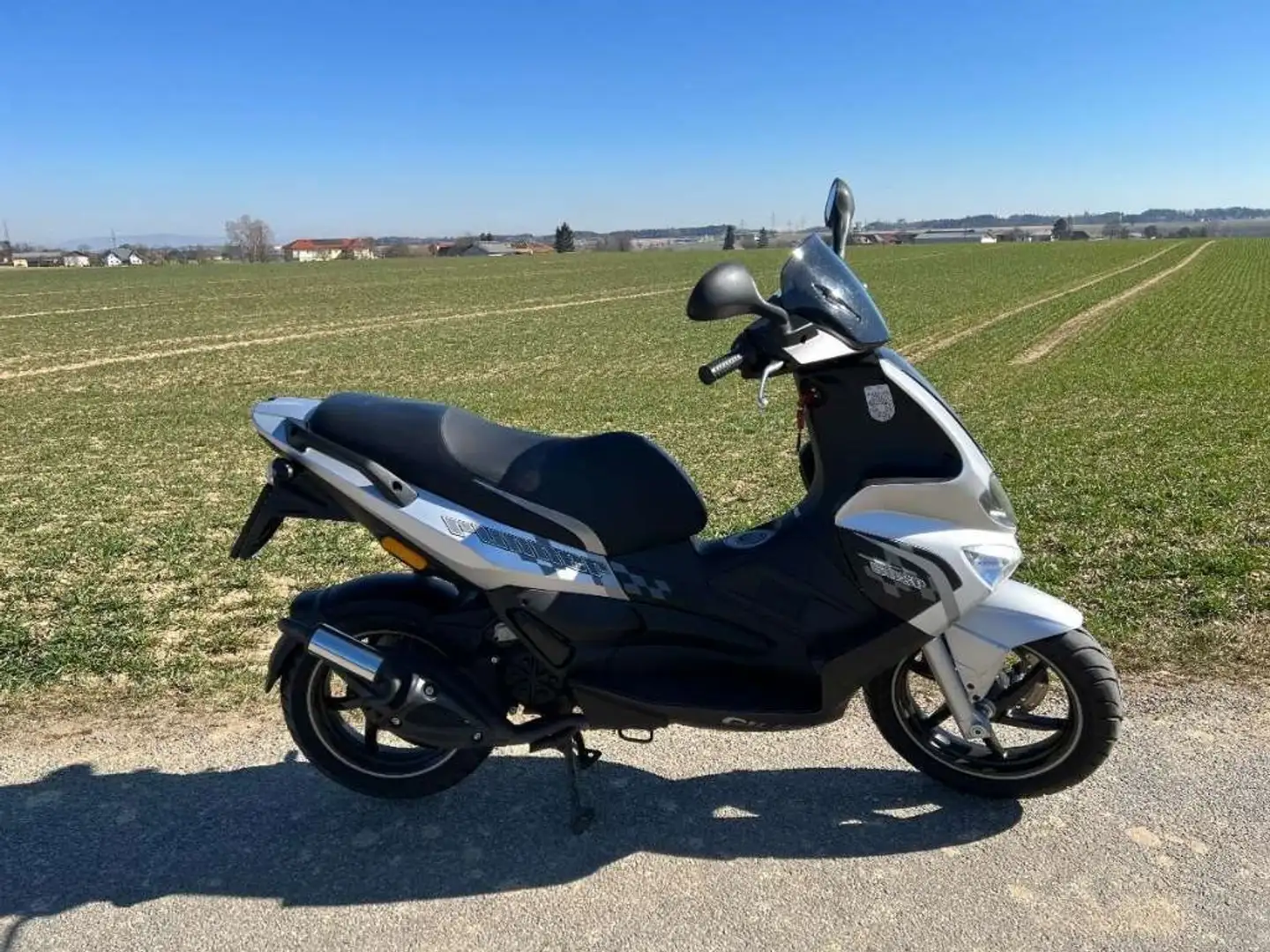 Gilera Runner 50 srebrna - 2